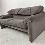 Maralunga sofa by Vico Magistretti for Cassina
