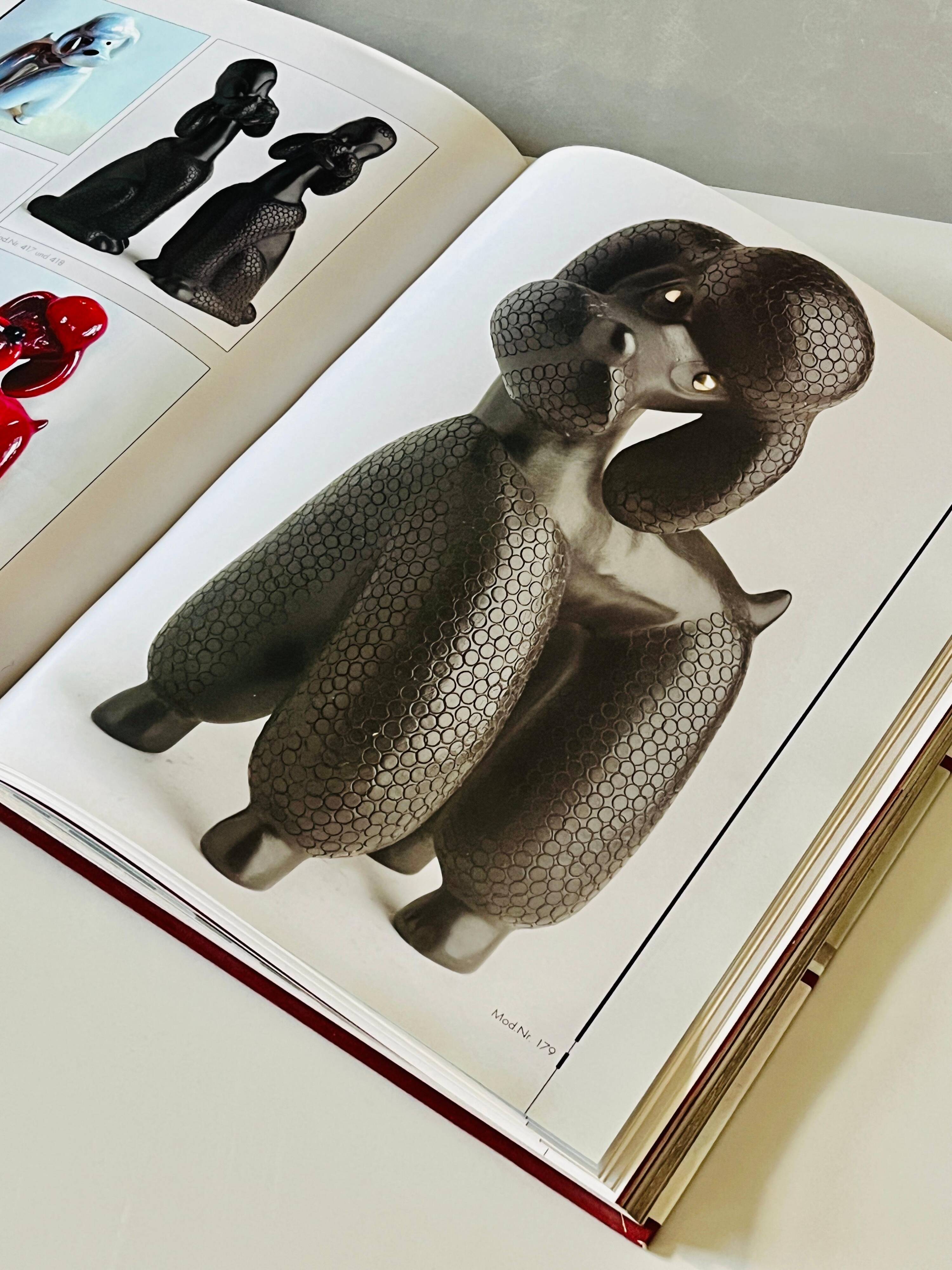 Charming figurine sculpture of a poodle dog by Leopold Anzengruber, Austria, 1950s.