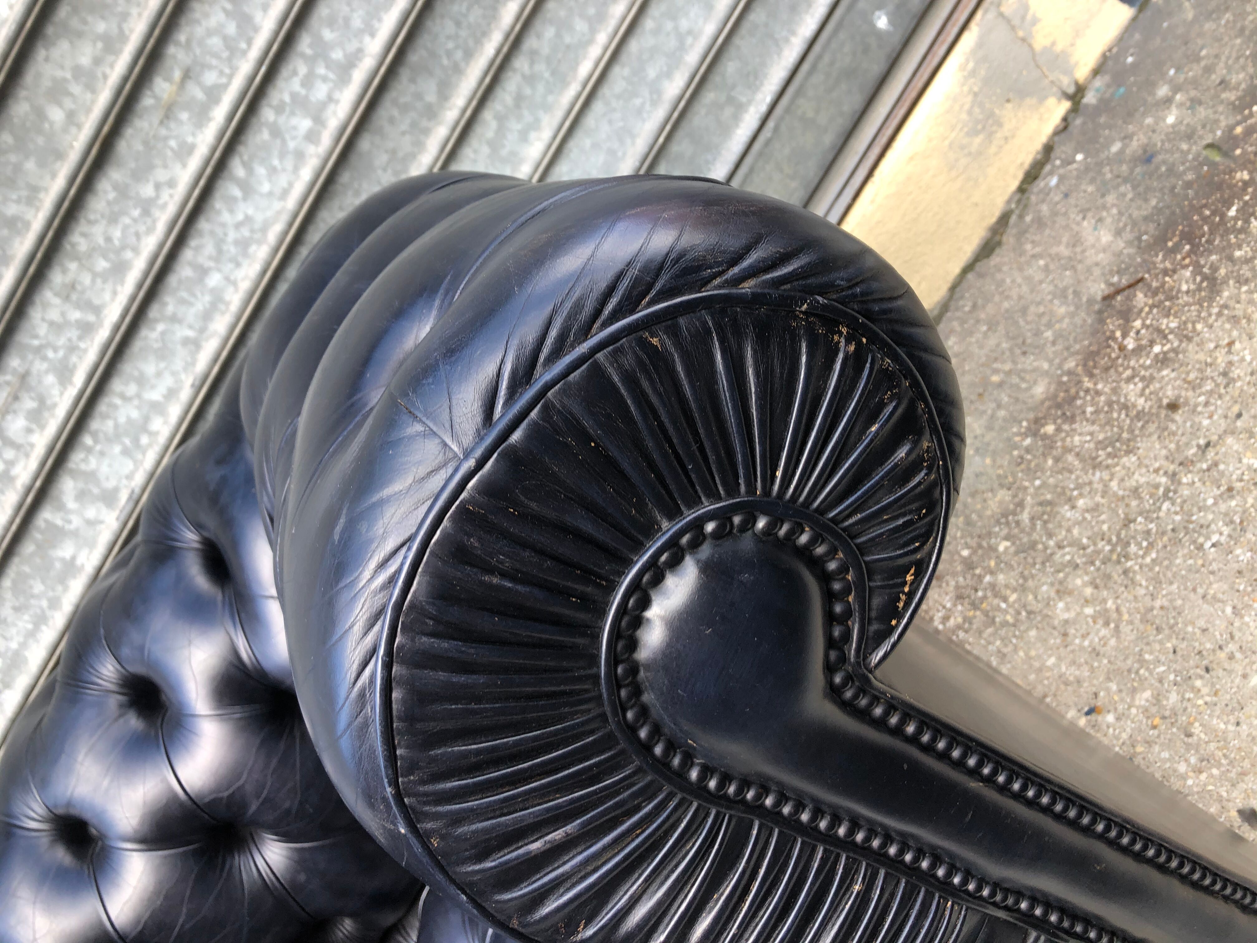 Chesterfield black sofa