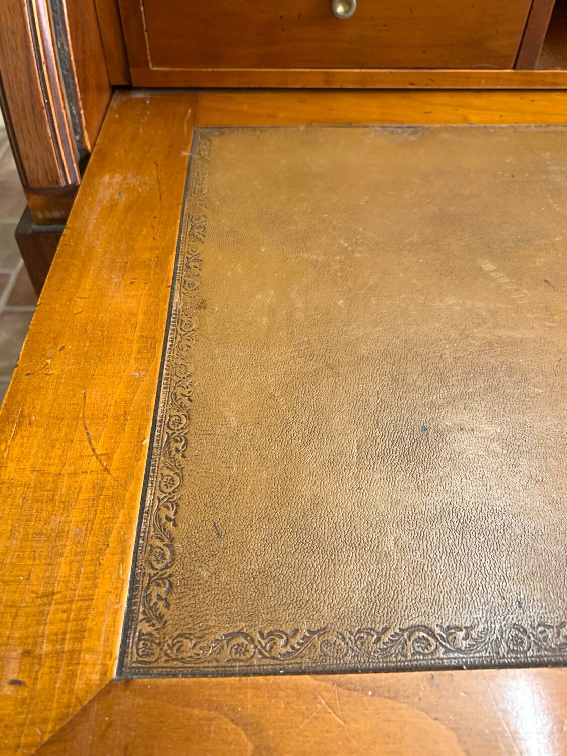 Stamped cylindrical secretary