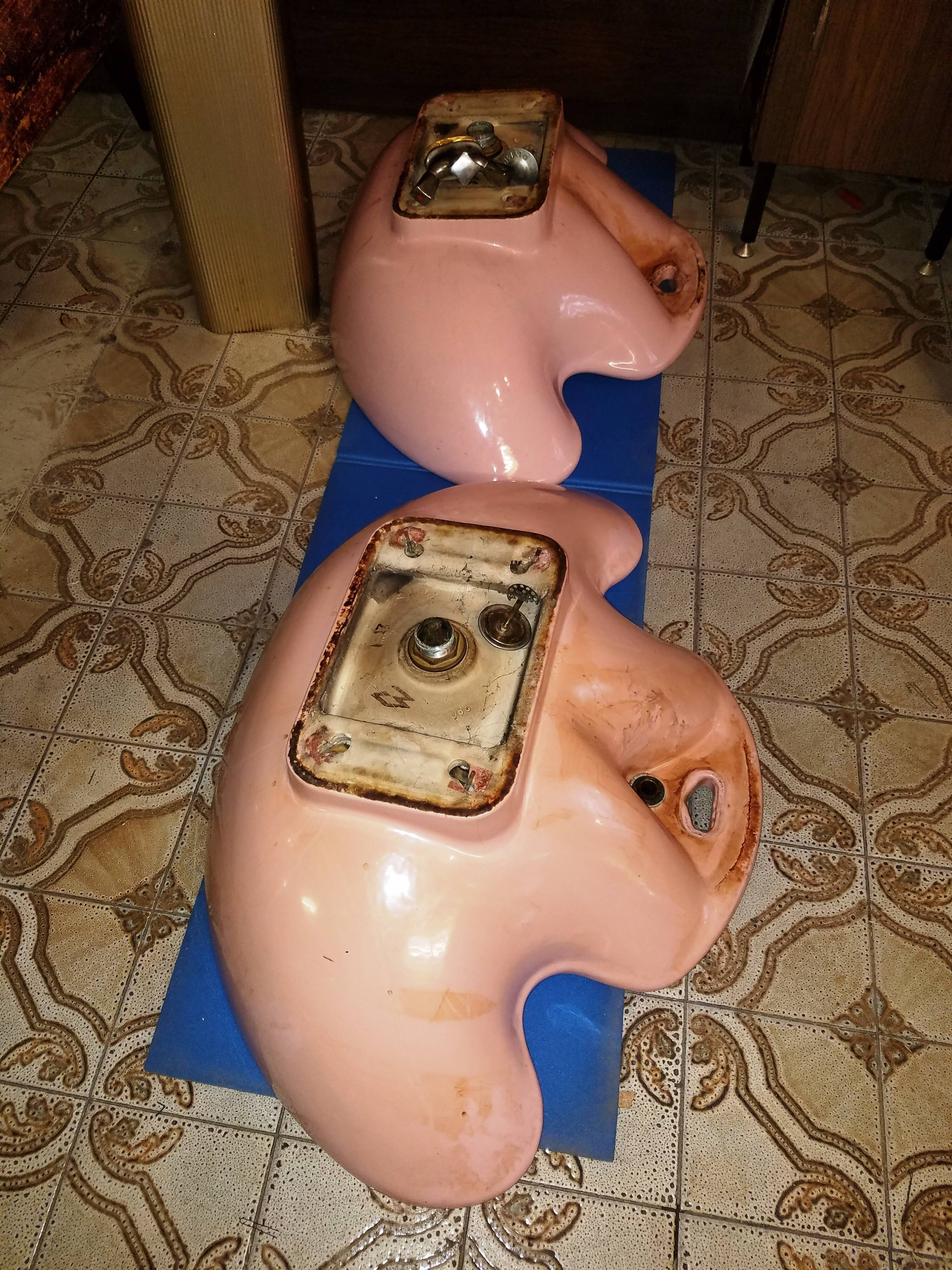 Vasque en céramique émaillée