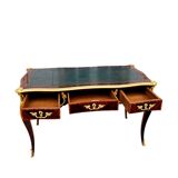 Bureau en marqueterie et bronze doré signé rinck à paris