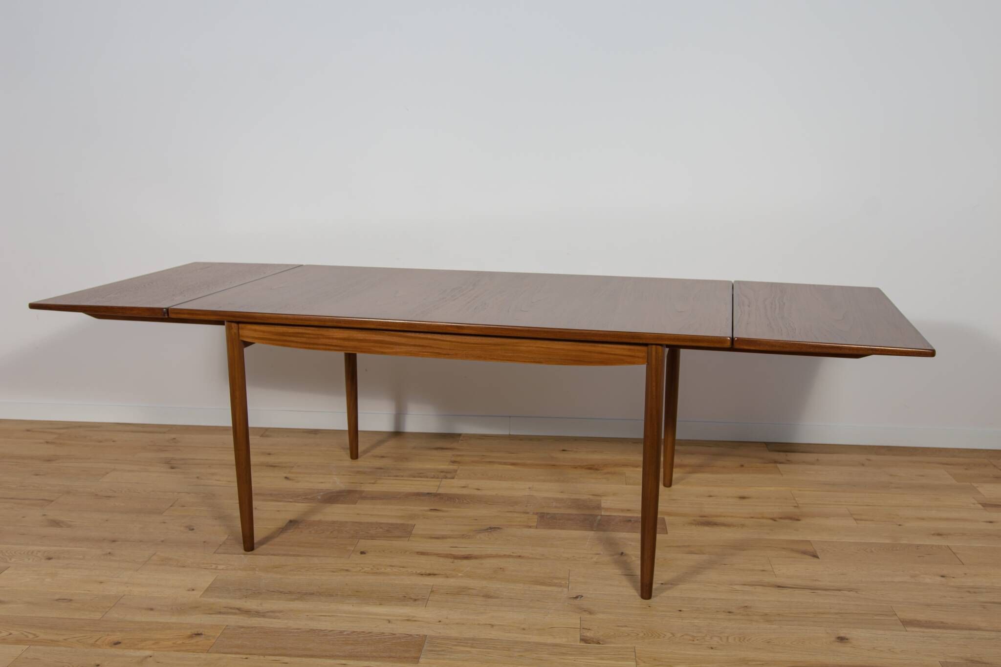 Table à manger extensible en teck du milieu du siècle de G-Plan, Royaume-Uni, années 1960