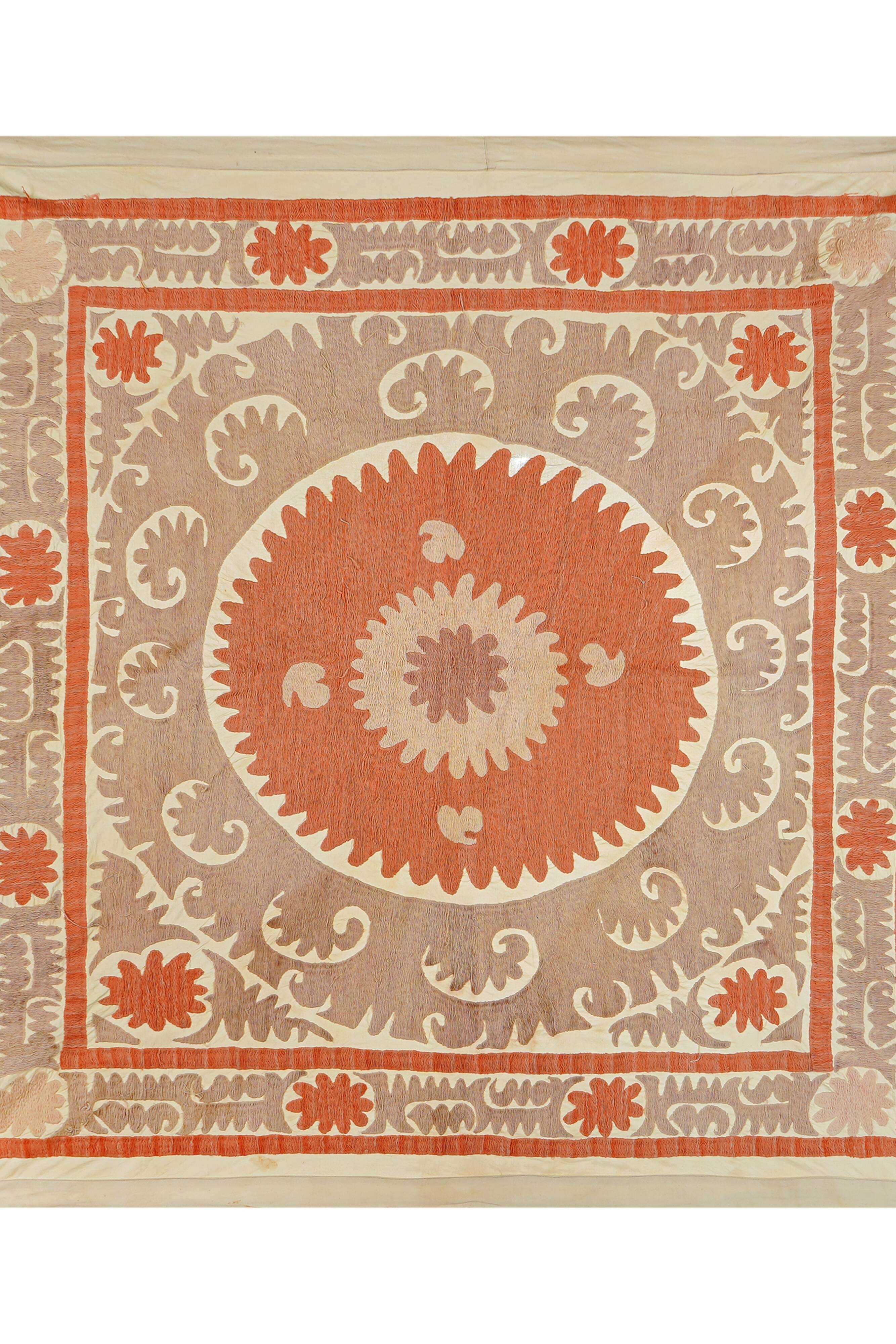 Vintage Turkish hand-knotted rug 140x145 cm
