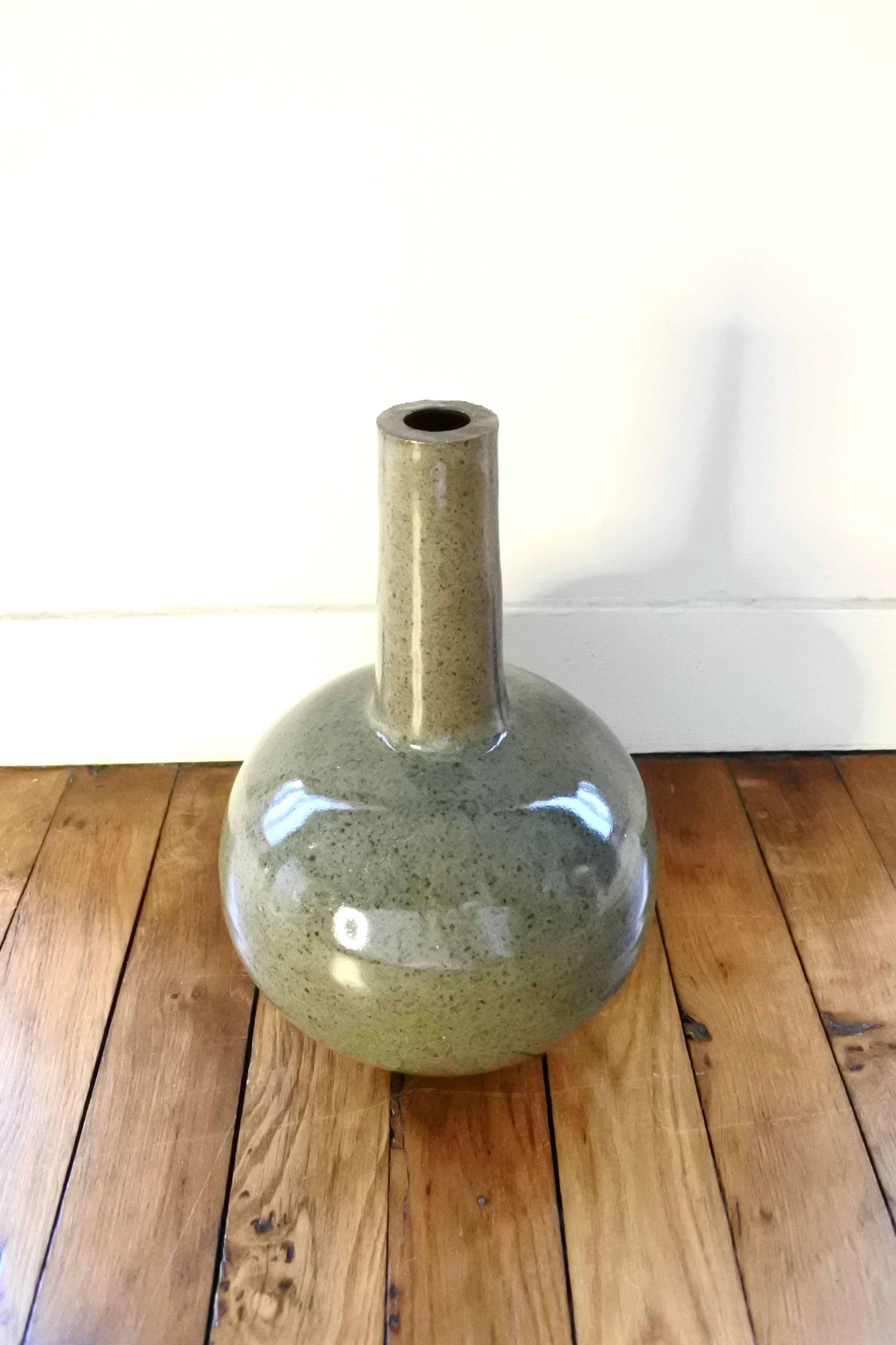 Ceramic vase