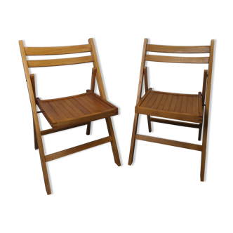 Pair of folding beech chairs