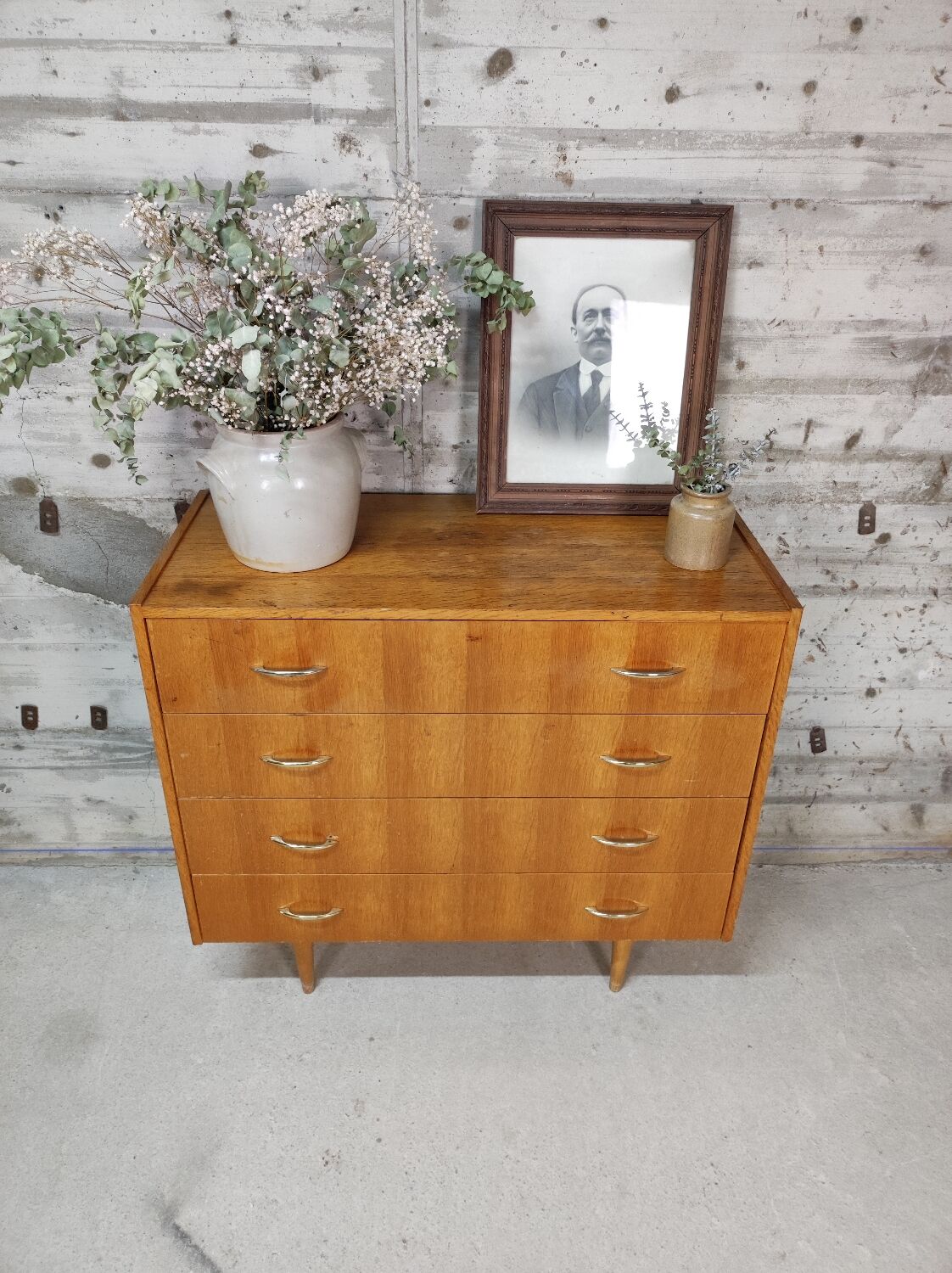 Vintage chest of drawers