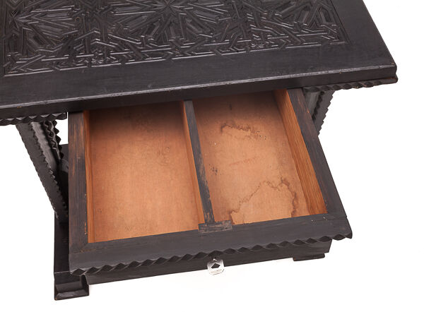 Table d'appoint espagnole 1960