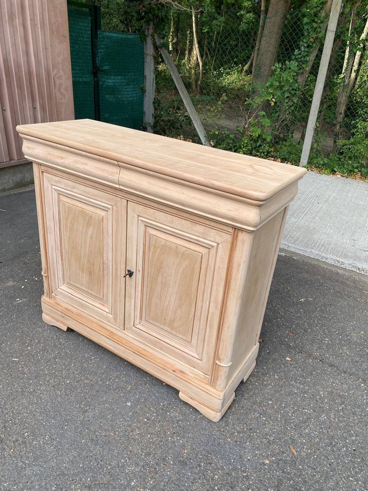 Louis Philippe buffet with 2 drawers and 2 doors, stripped wood from the 2000s.