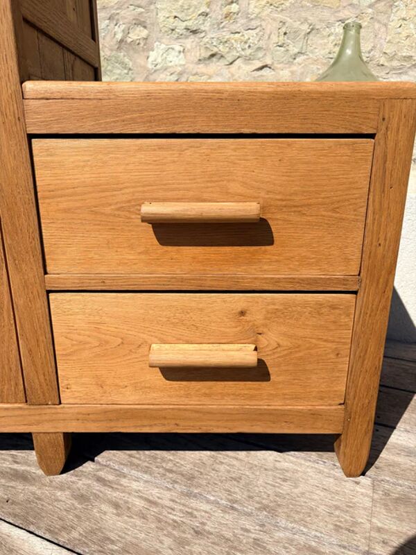 Petite armoire asymétrique « Pénélope »
