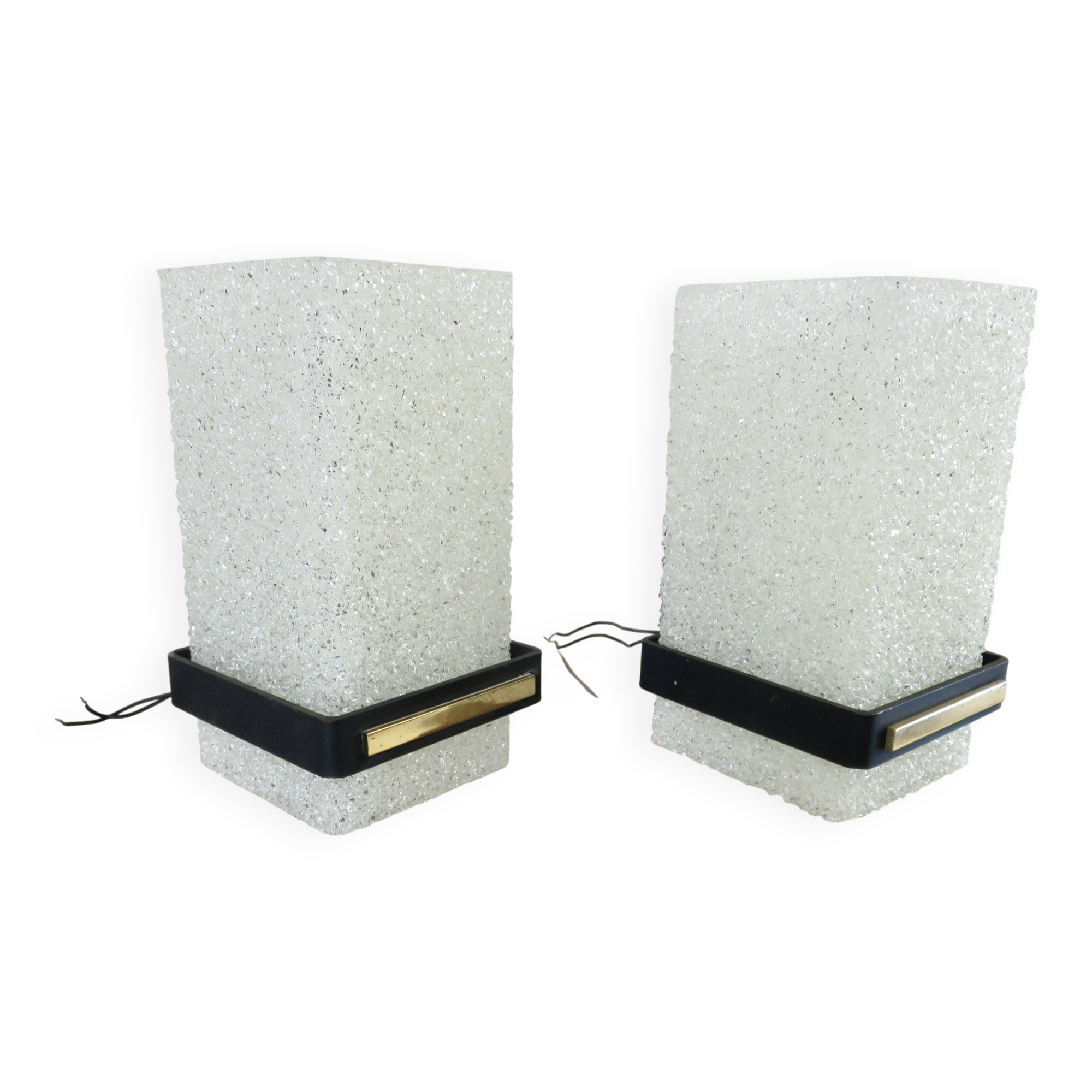 Pair of Arlus wall lights in perspex, gilded brass and lacquered metal, 1960s