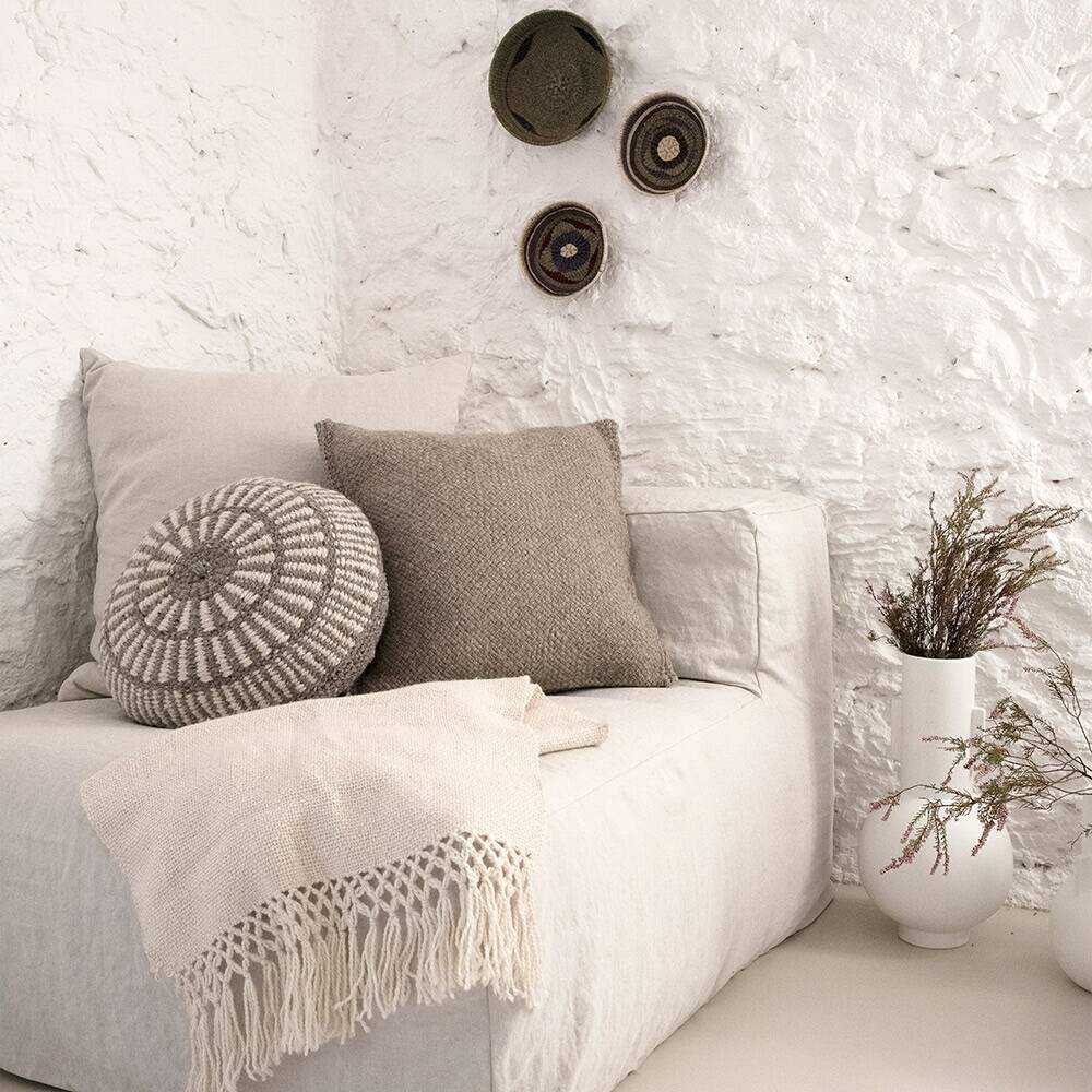 Coussin rond 100% pure laine motifs gris