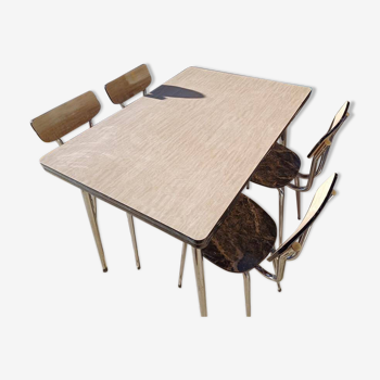 Ensemble 1 table et 4 chaises en formica Tublac
