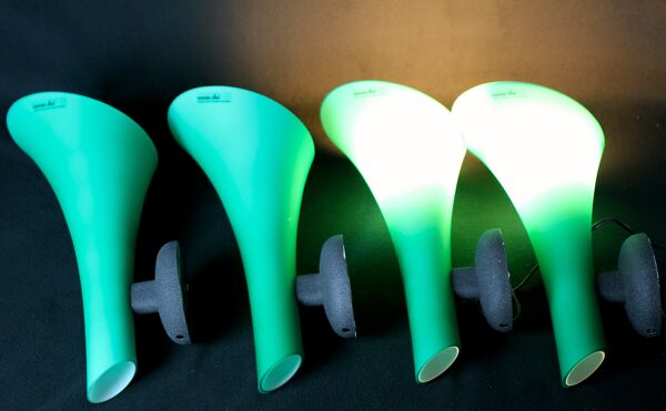 Pair d'appliques en verre Murano vert, par Carlo Nason pour ''Murano Due'', Italie