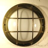 Brass "porthole" wall lamp