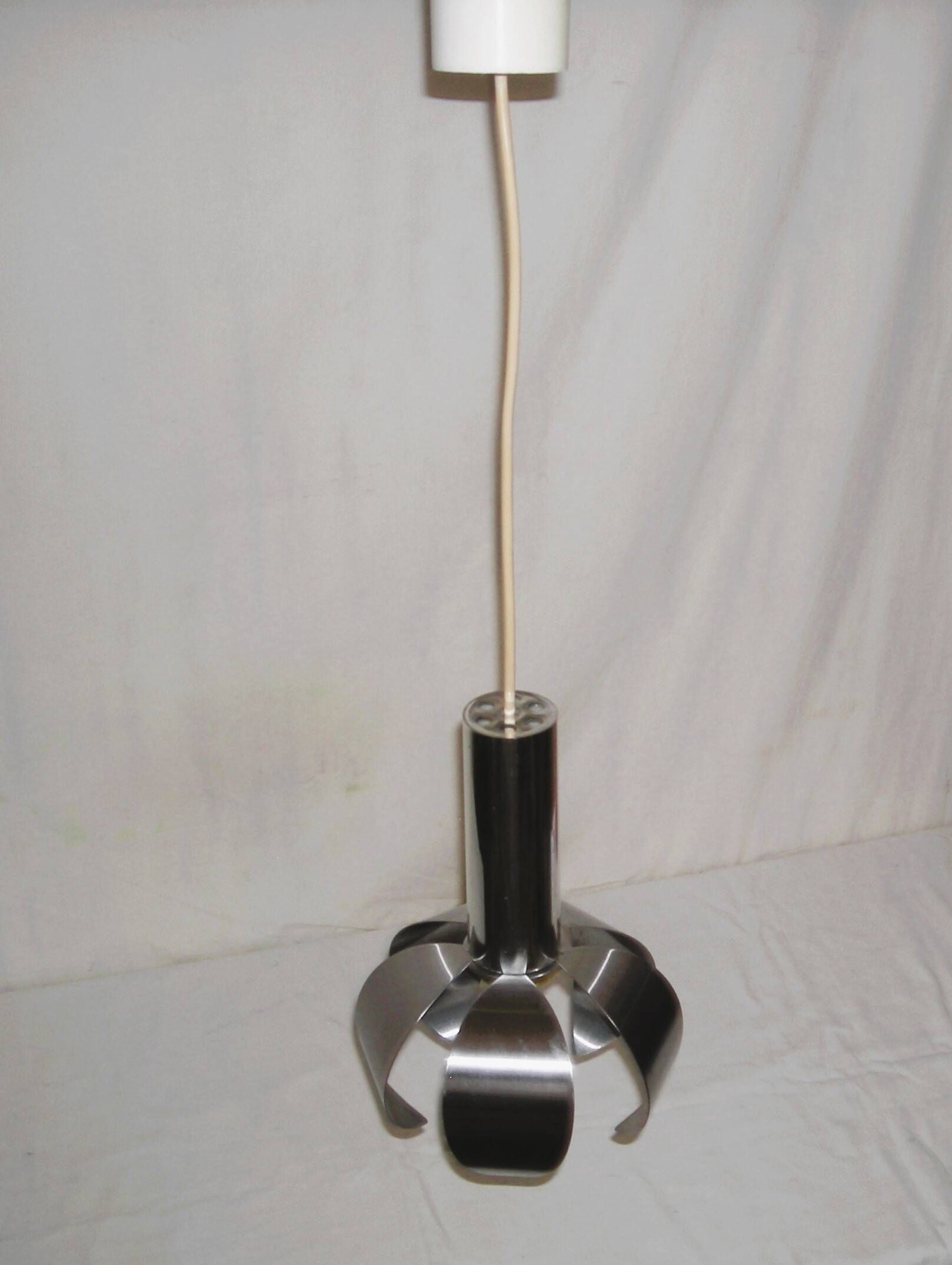 1970s floral suspension