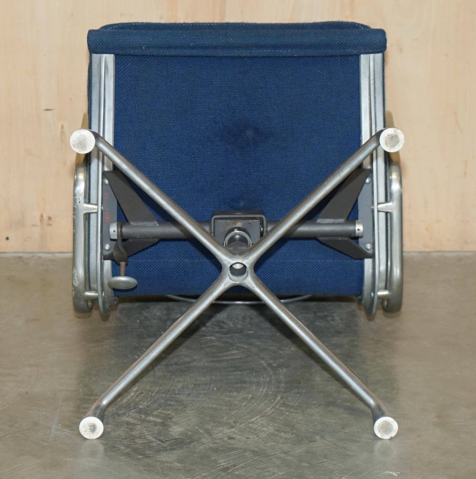 Herman Miller Eames EA217 softpad office chair