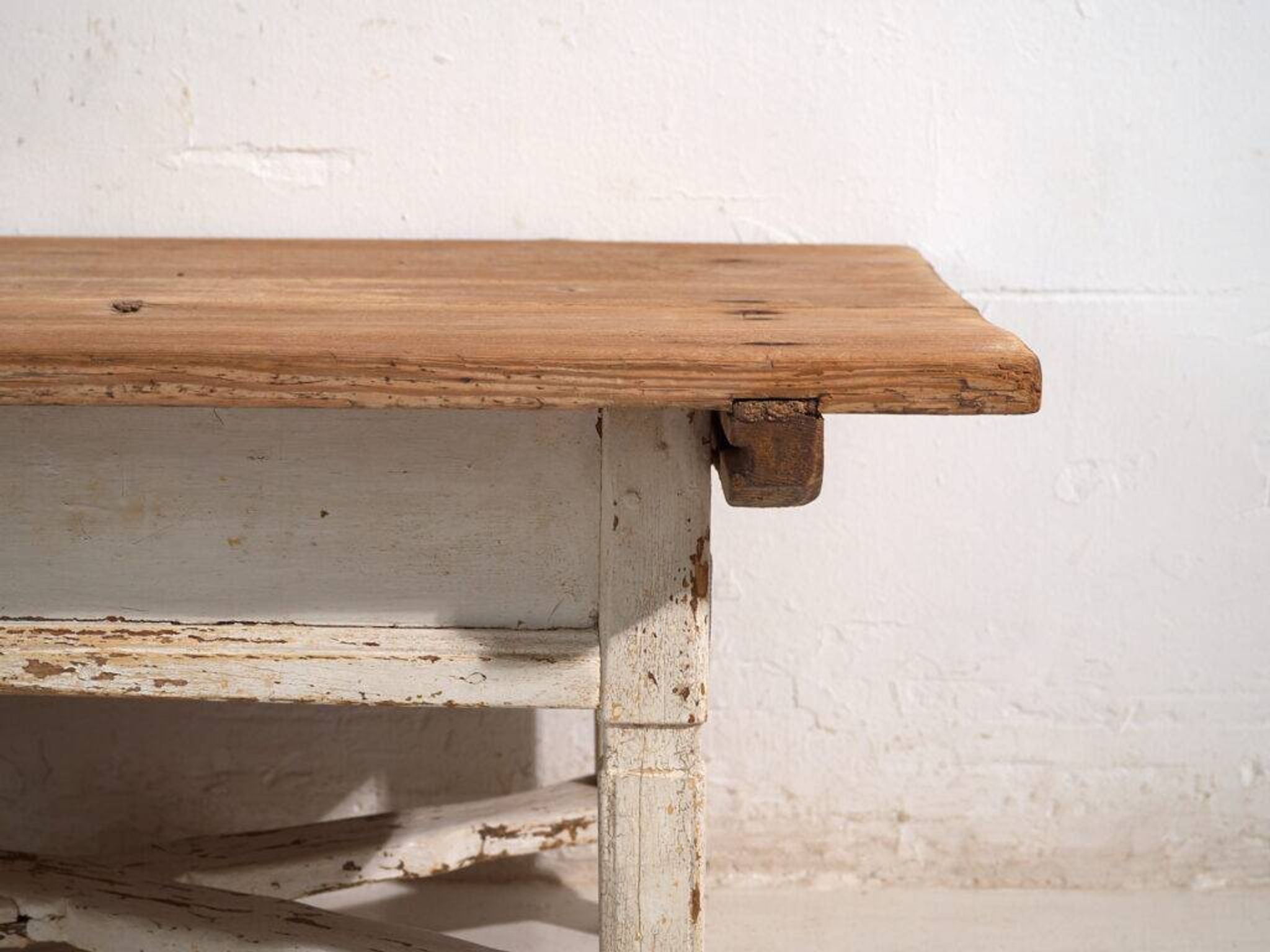 Antique pine coffee table – Central Europe, circa 1900