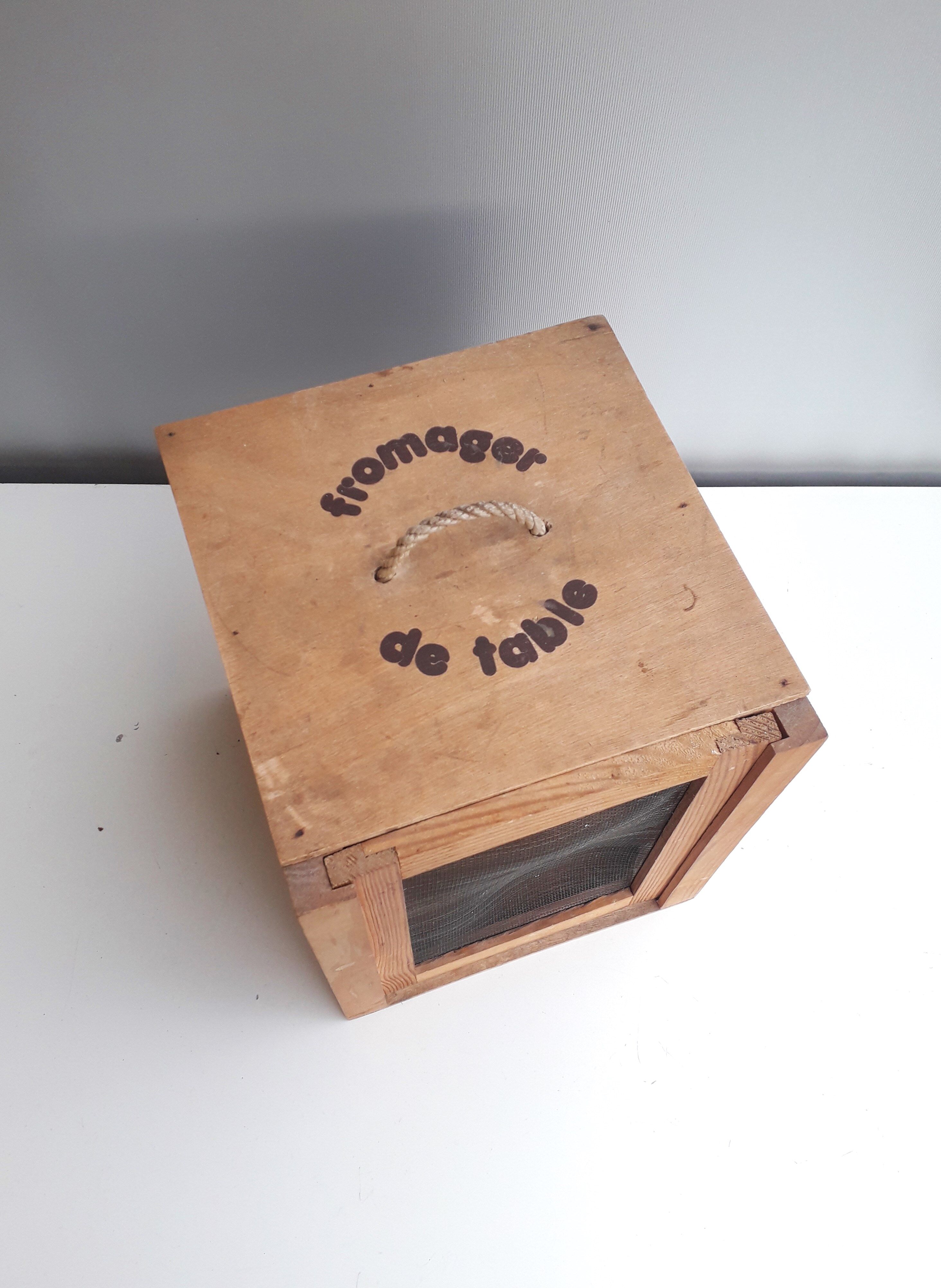 Wood cheese cage - 1990