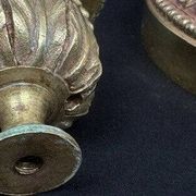 Bronze bouillotte lamp from the 19th century.