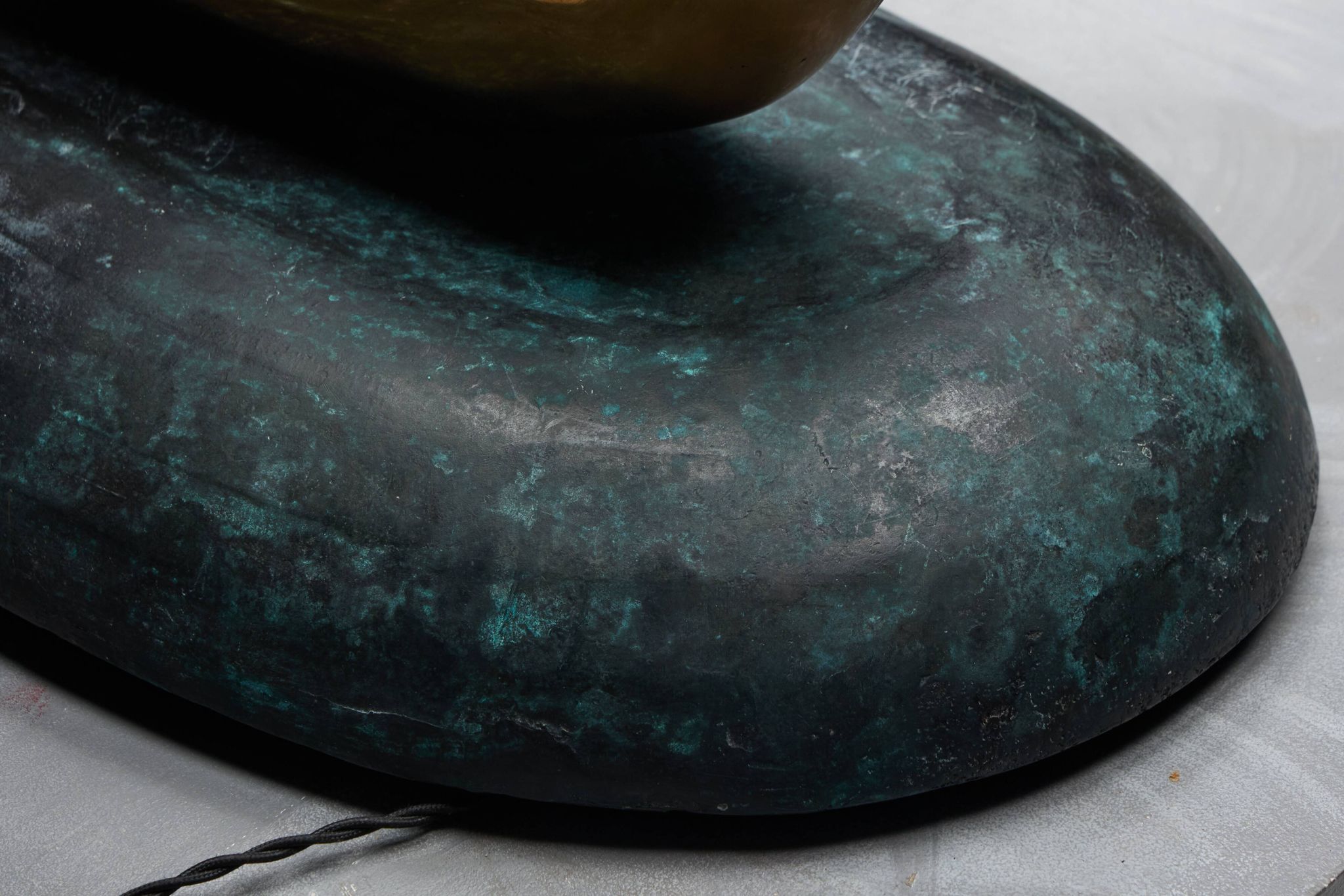 Sculpture lumineuse en bronze « Pêcheur » de Carlo Lorenzetti, Pays-Bas, 2019
