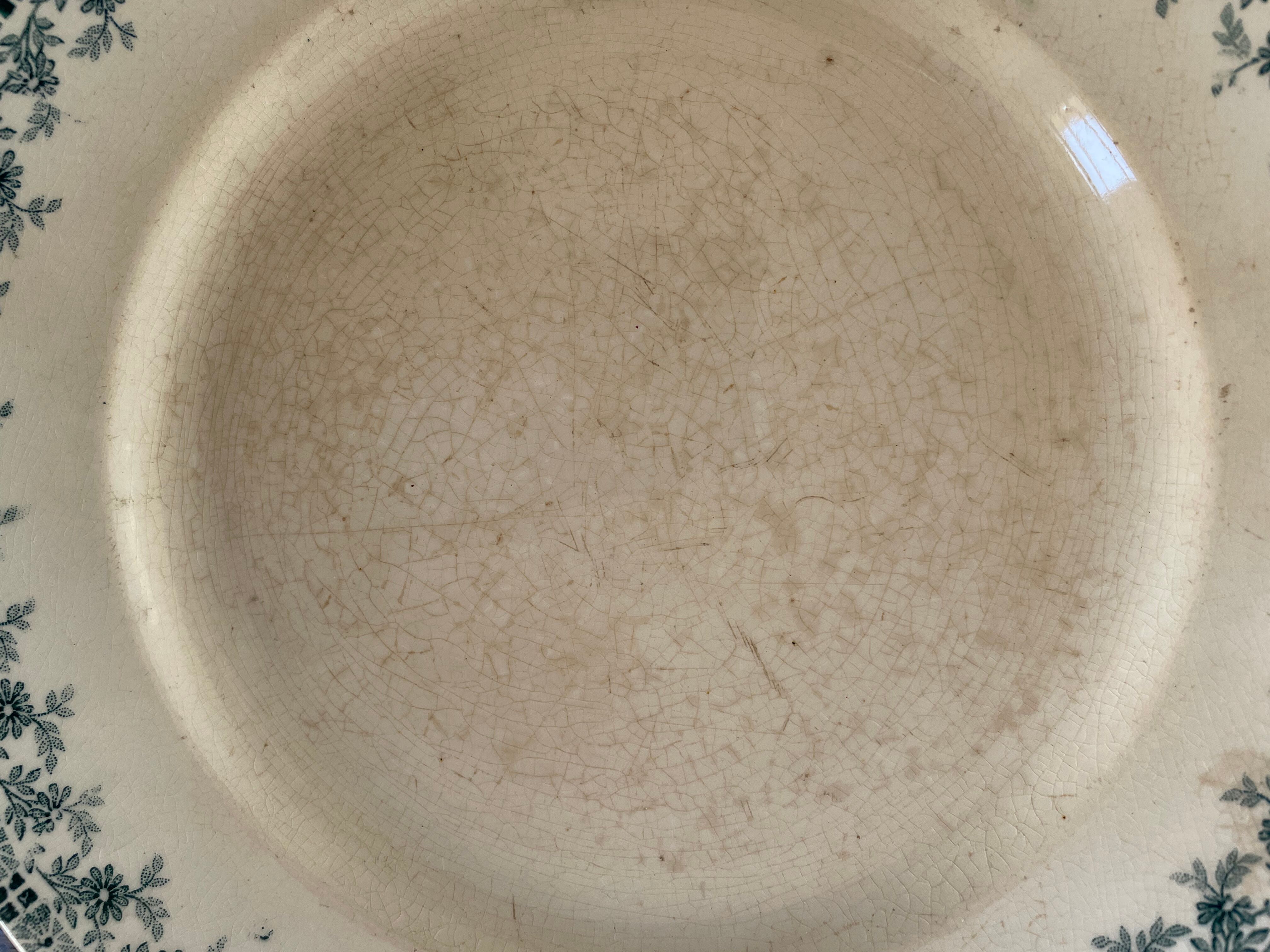 Set of 8dessert plates mismatched Iron Earth XIXth