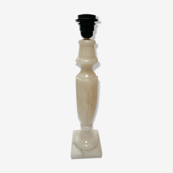 Alabaster lamp