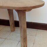 Brutalist tripod table