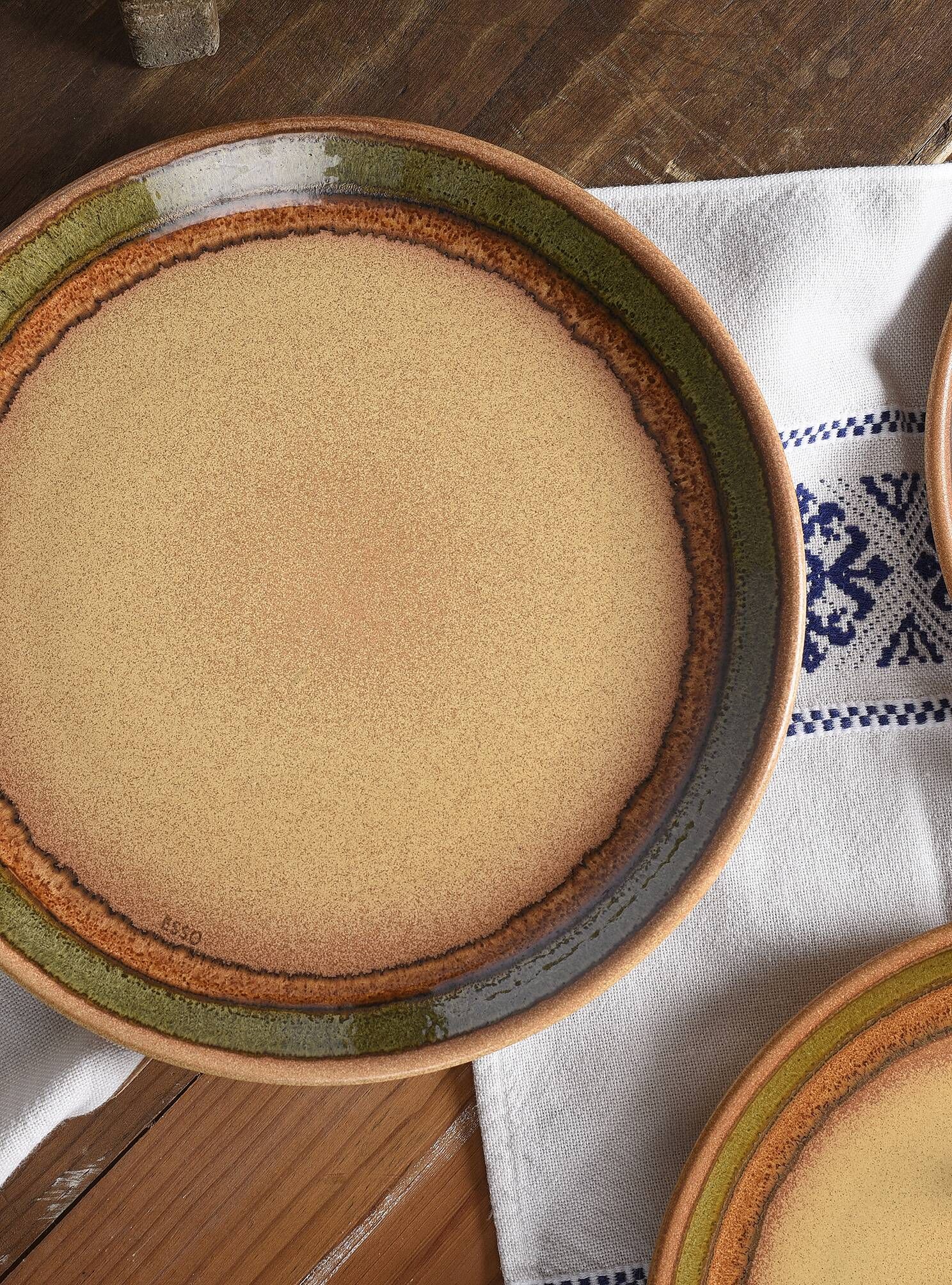 Vintage dinner plates from the 70s, in glazed stoneware, stamped Esso, Set of 6.