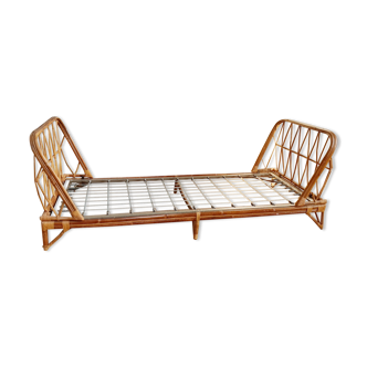 Rattan bed bench