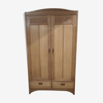 Former Parisian cabinet high in oak with pediment - 50s