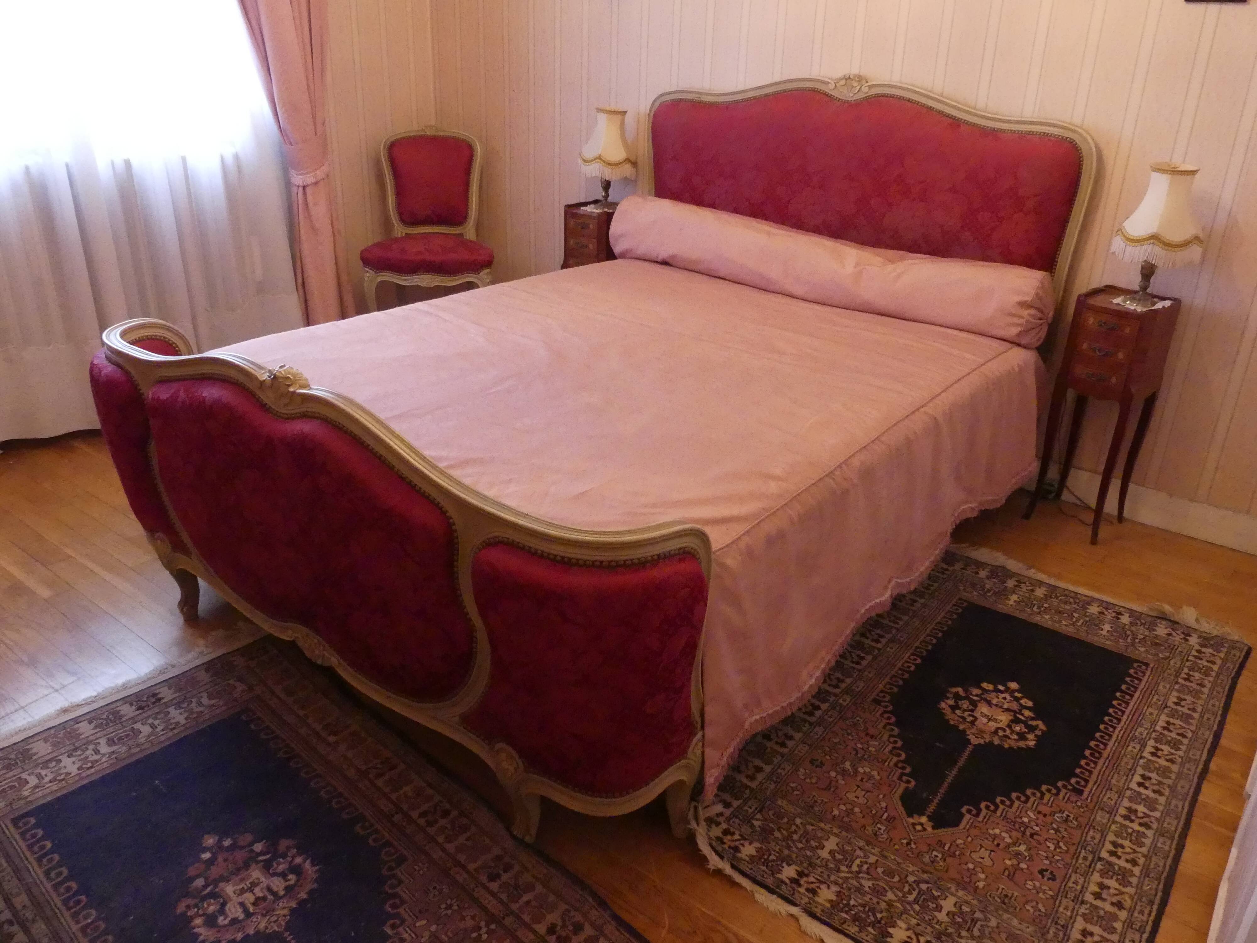 Lit corbeille style Louis XV grand taille