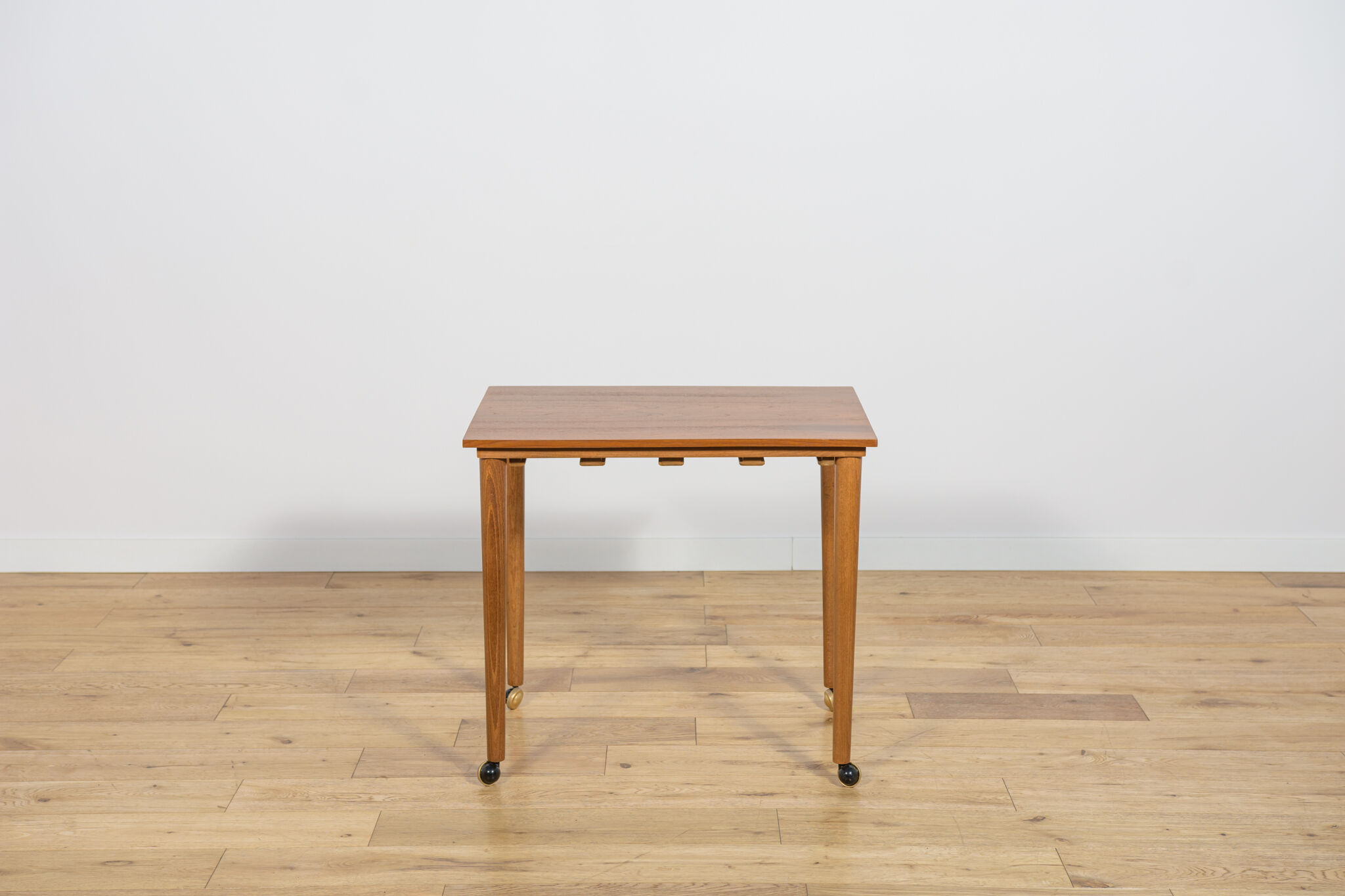 Mid-century Danish nesting tables by Poul Hundevad for Novy Domov, Czechoslovakia, 1960s, set of 5