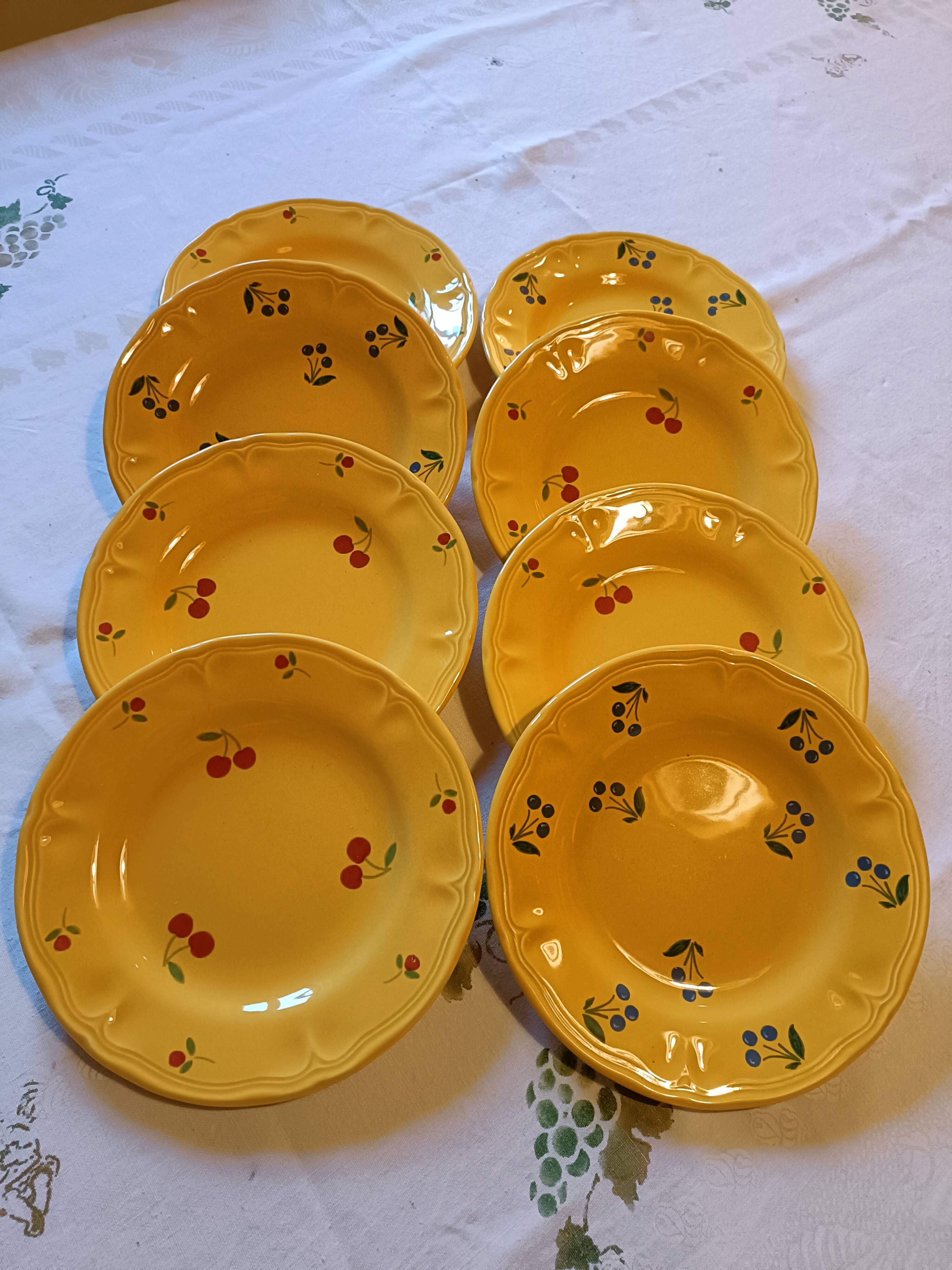 Lot de 8 assiettes à dessert