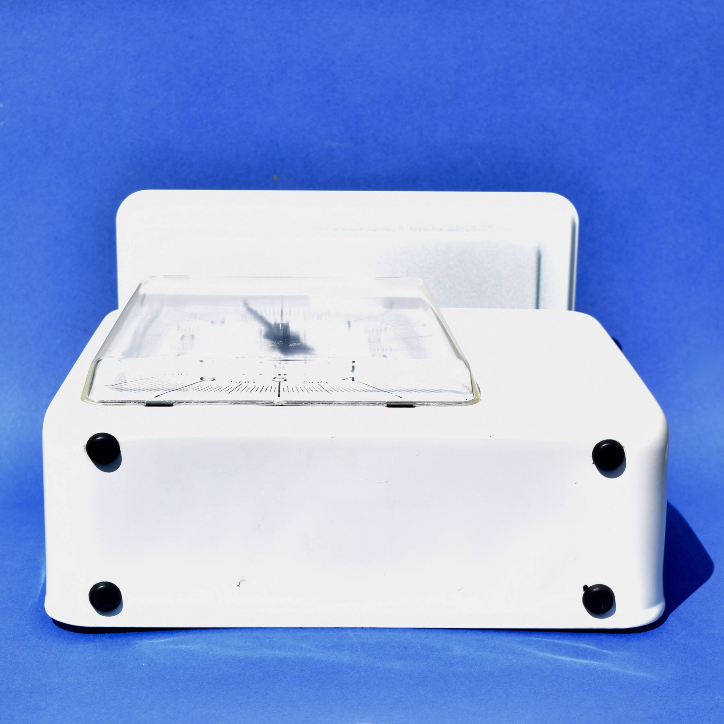 Stube - household scale in white enameled metal - force 10 - model 7000 in its box - 1960.