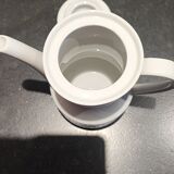 Porcelain coffee maker