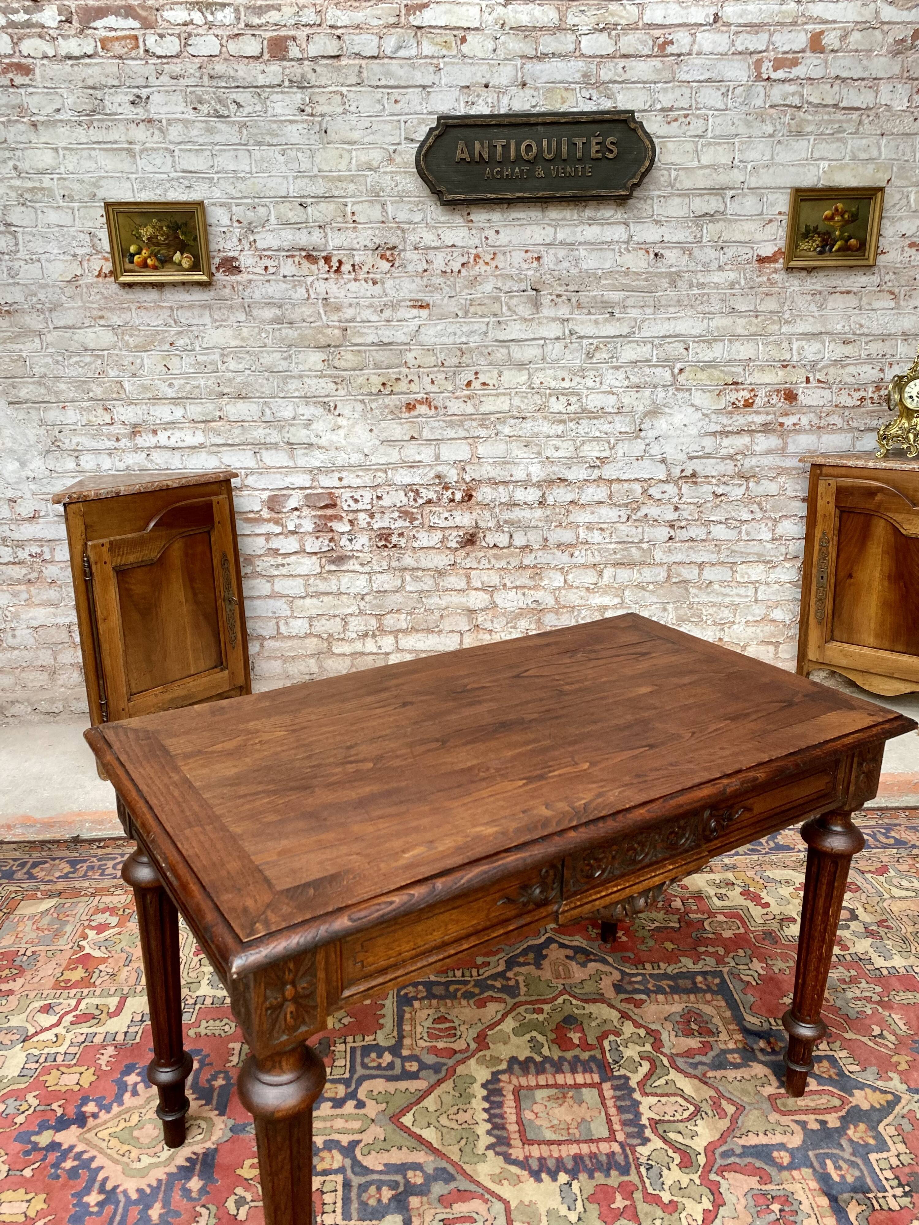 Double-sided desk in natural wood Louis XVI style
