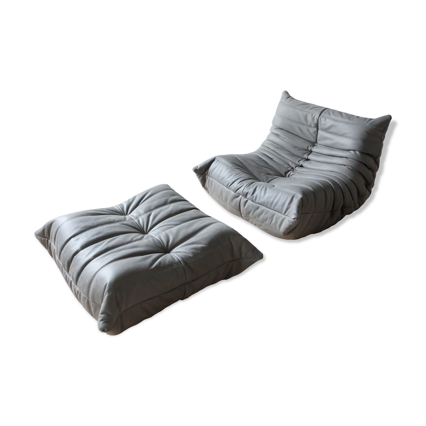 Togo armchair & ottoman model designed by Michel Ducaroy 1973