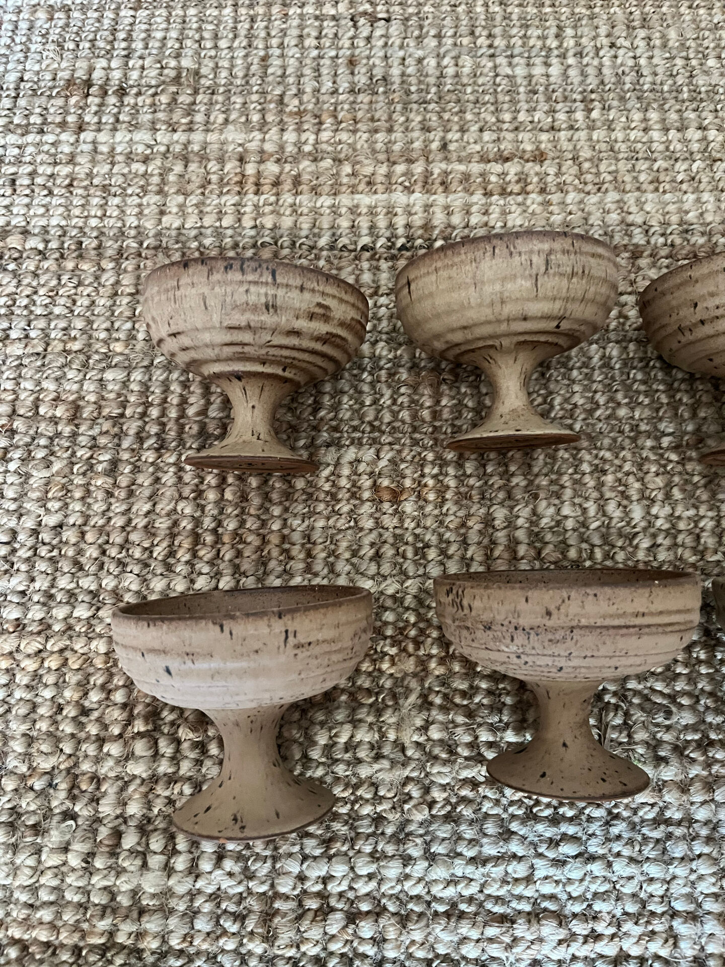 6 coupes en grès