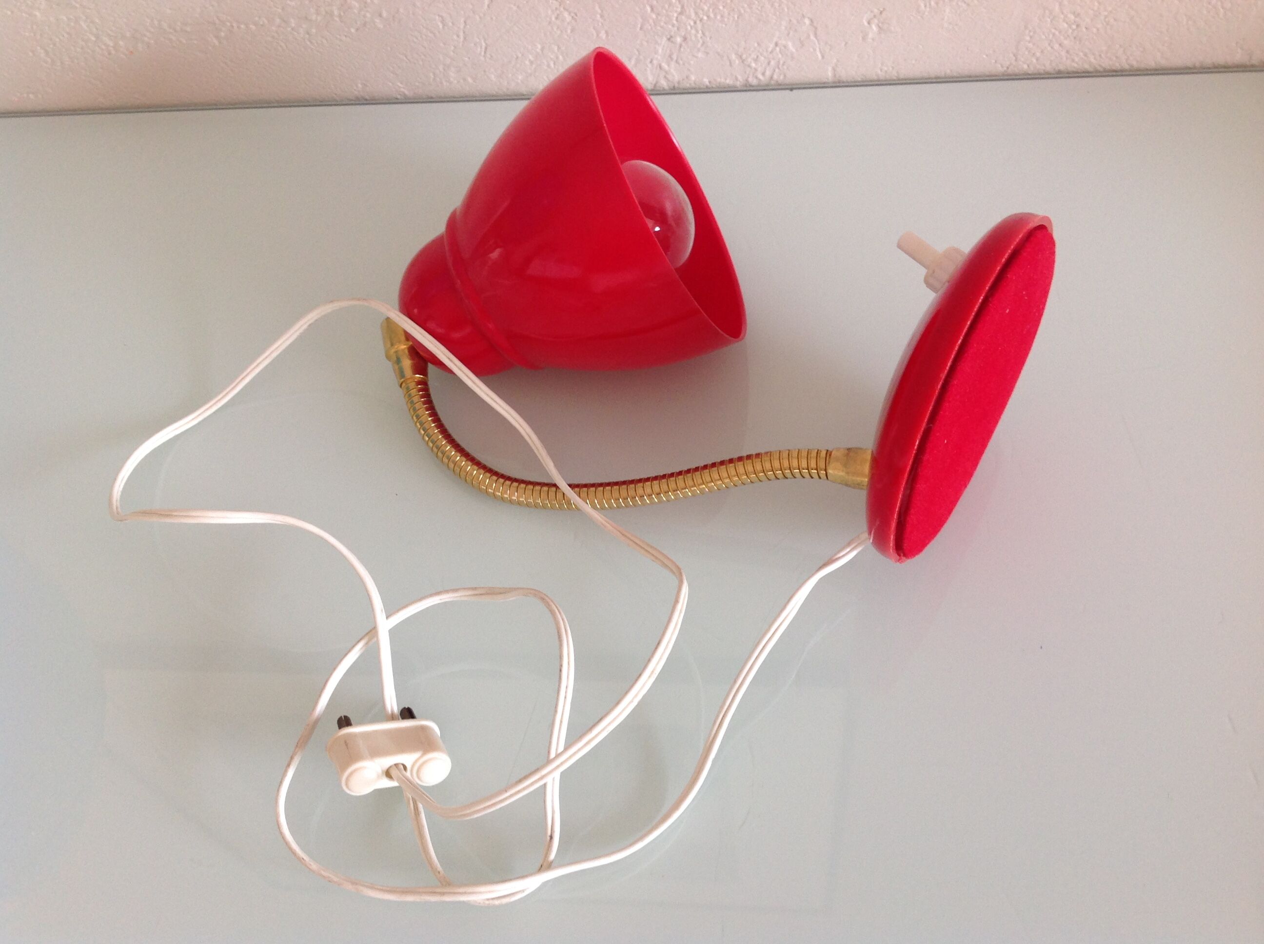 Red lamp