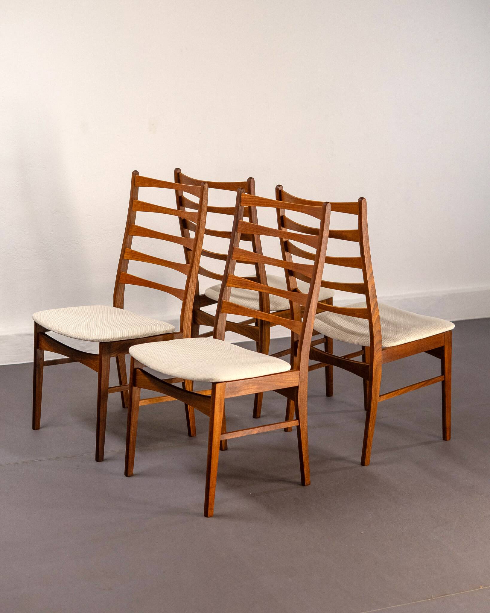 Set of 2 Danish Dining Chairs made of Teak and Beige Upholstery, circa 1960