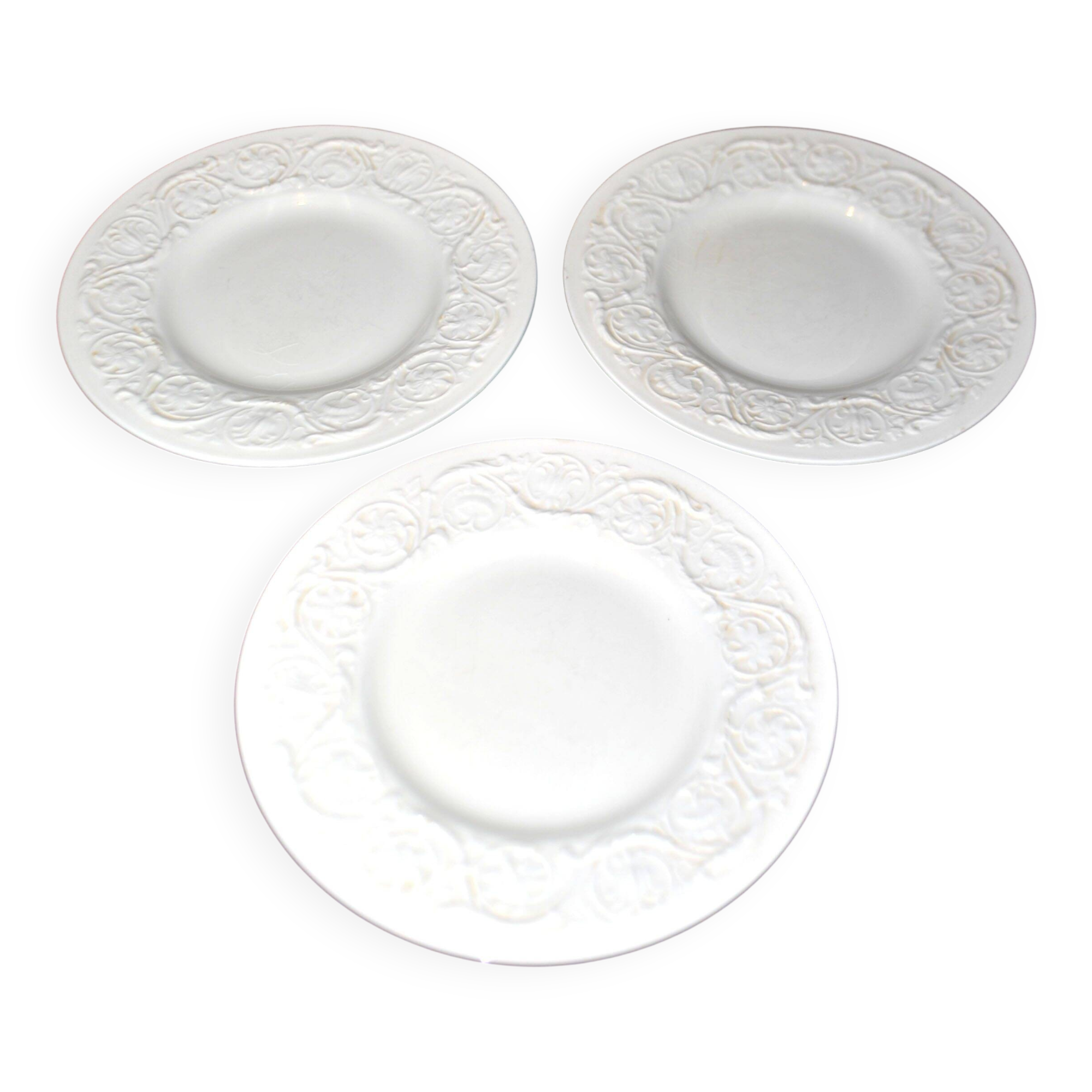 Wedgwood set of 3 Patrician garland moulded earthenware dessert plates England