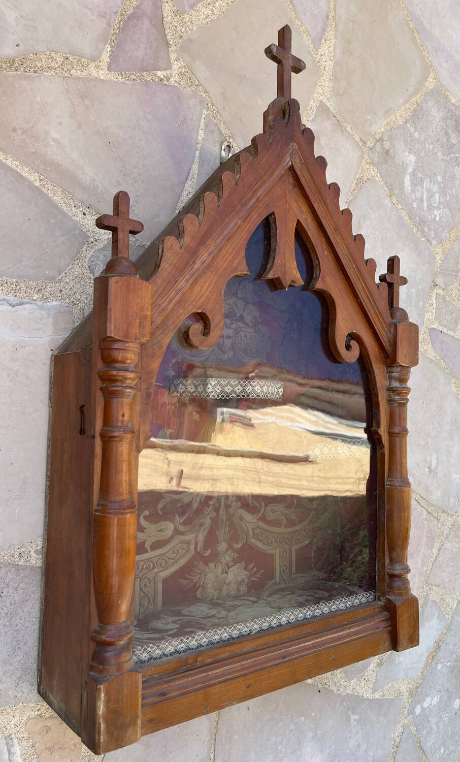 Reliquaire ancien en bois