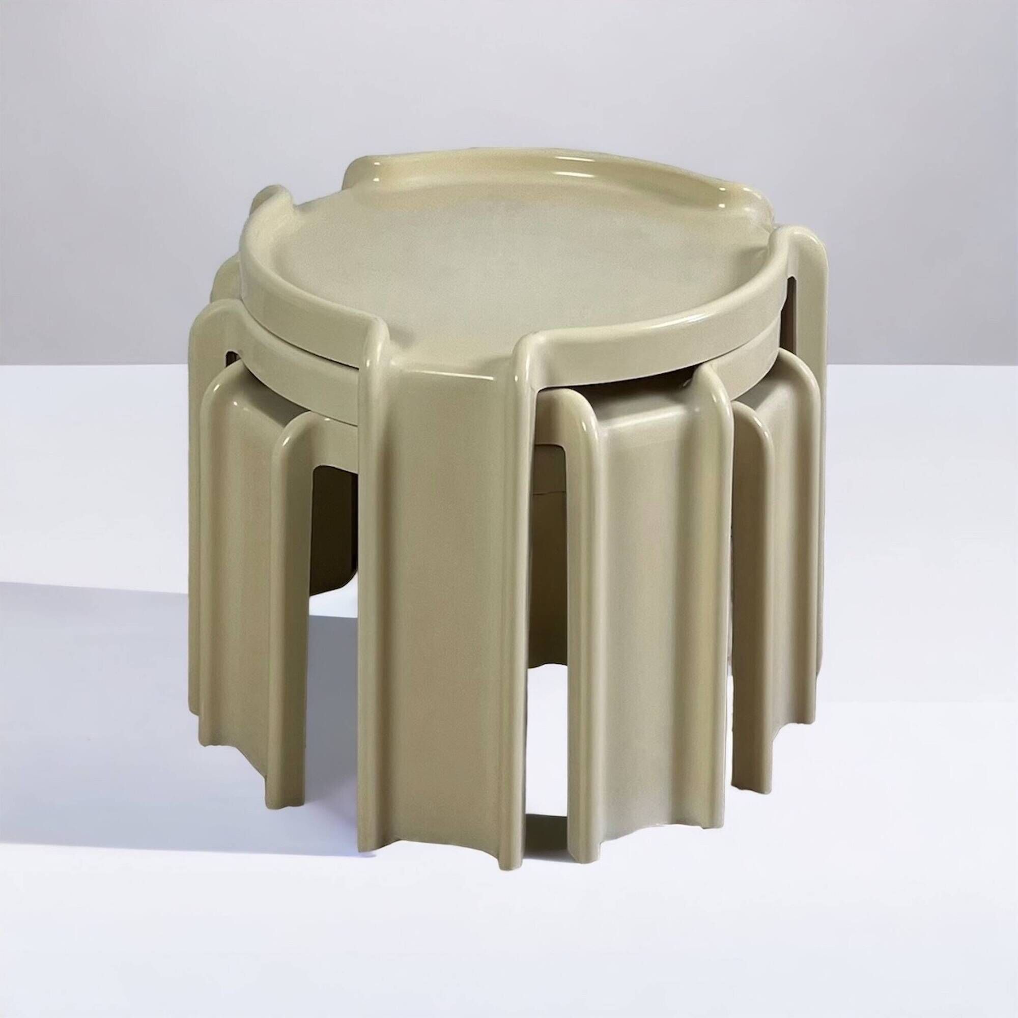 Set of Nesting Tables Model 4905/6/7 by Giotto Stoppino for Kartell, 70s