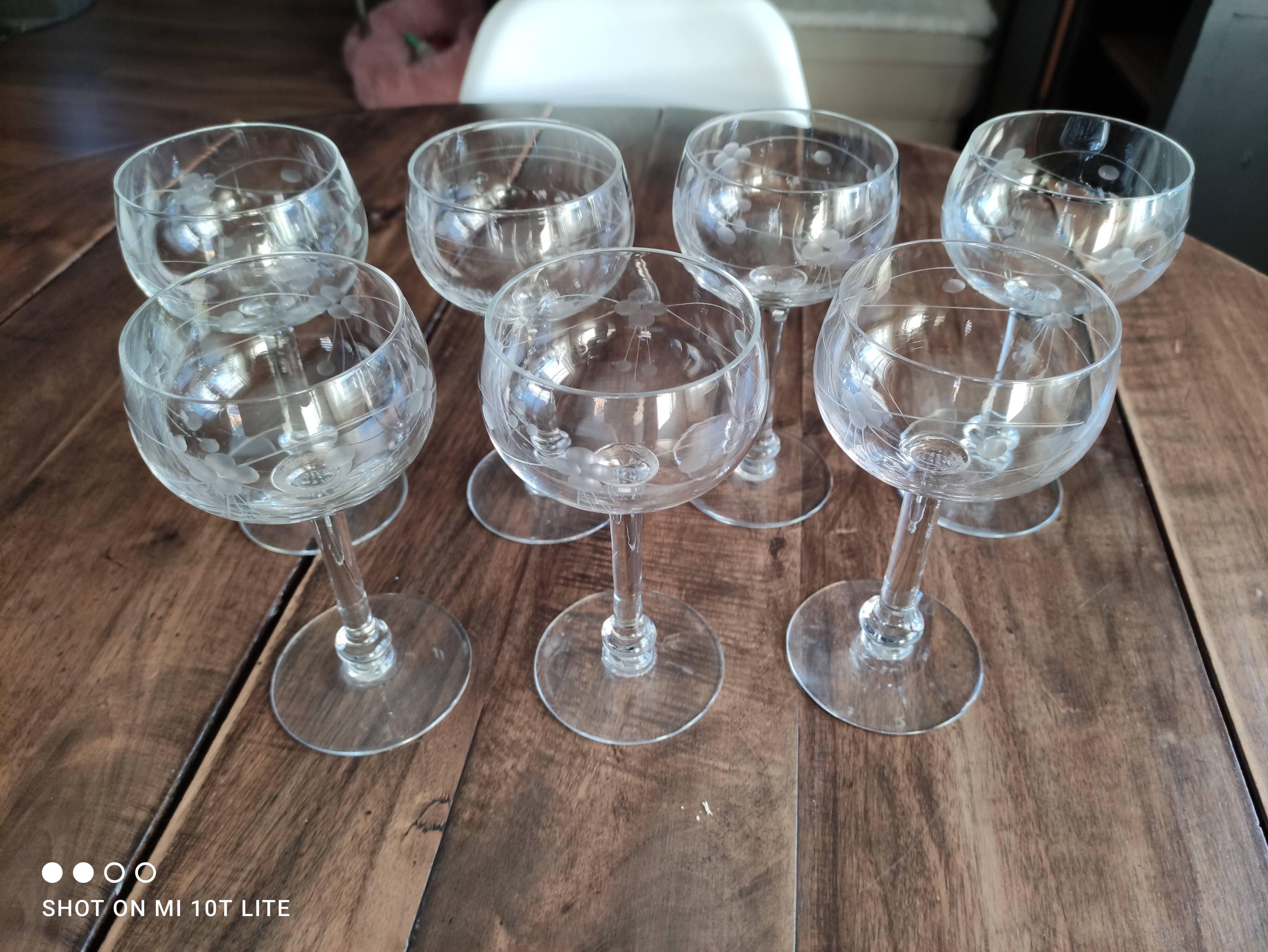 Set of 7 wine glasses drinking crystal balloon chiseled foot hemmed