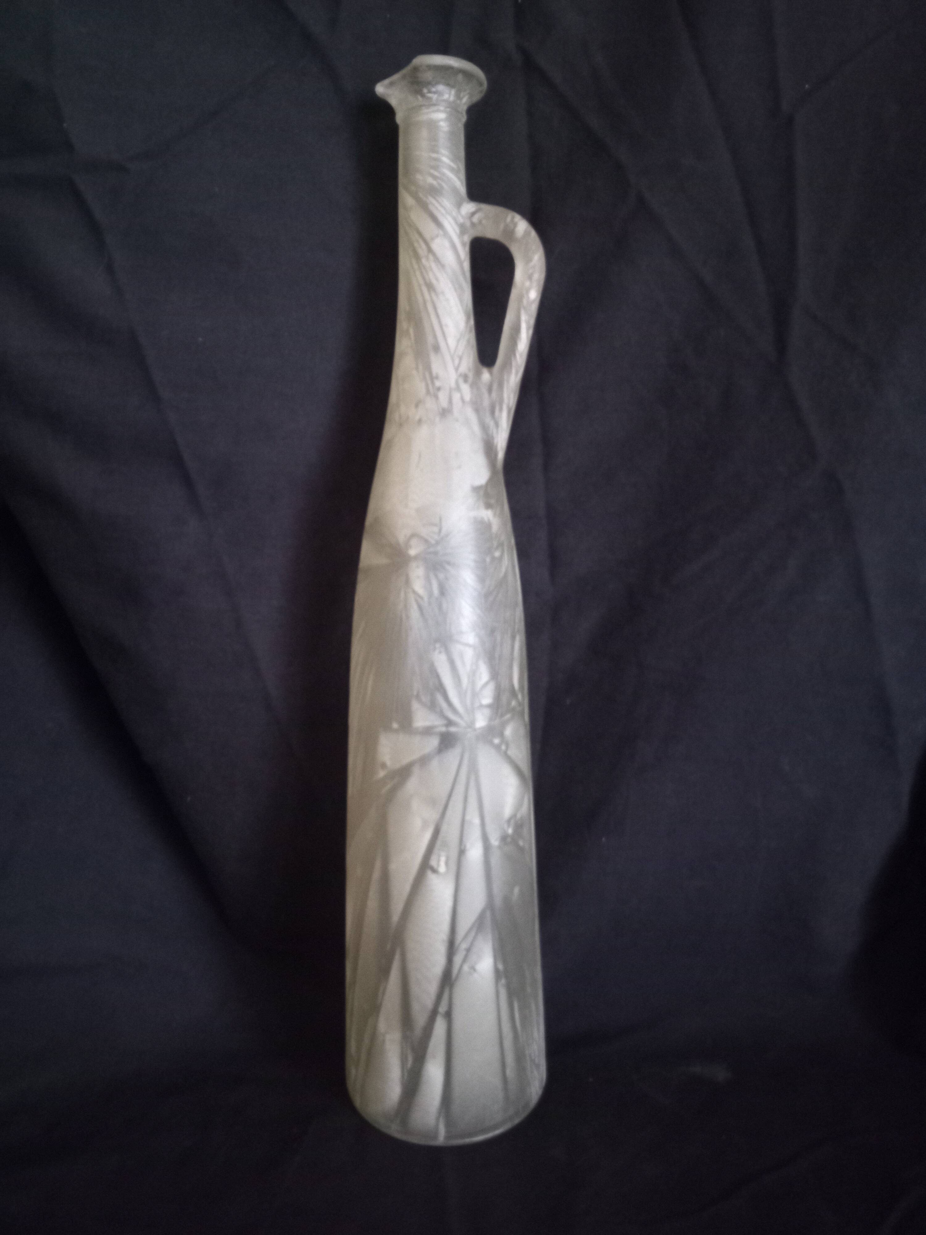 Kevin Stal (Son of Eric Saint Val) - Frosted glass bottle vase, h-48 cm.