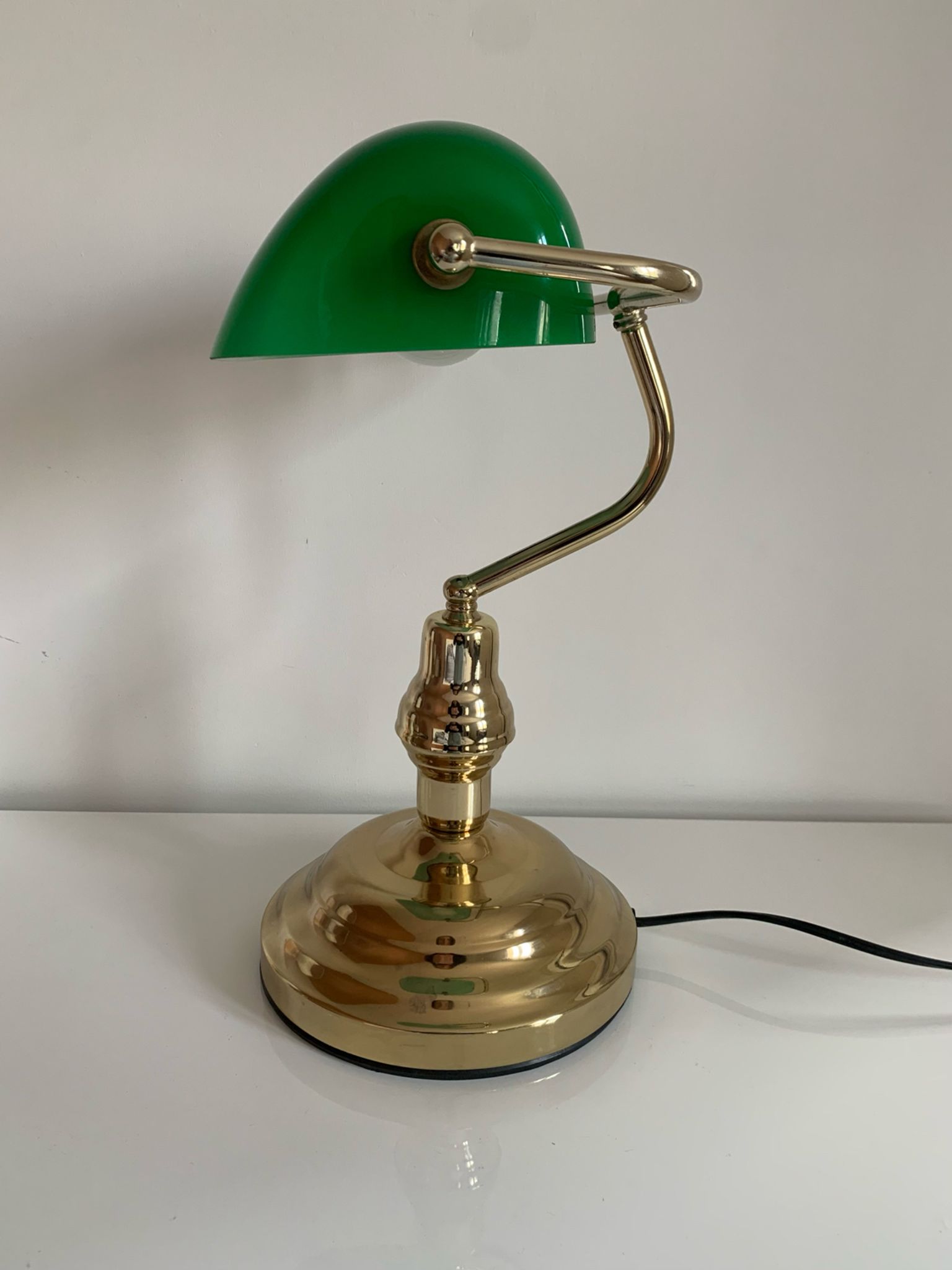 Desk lamp