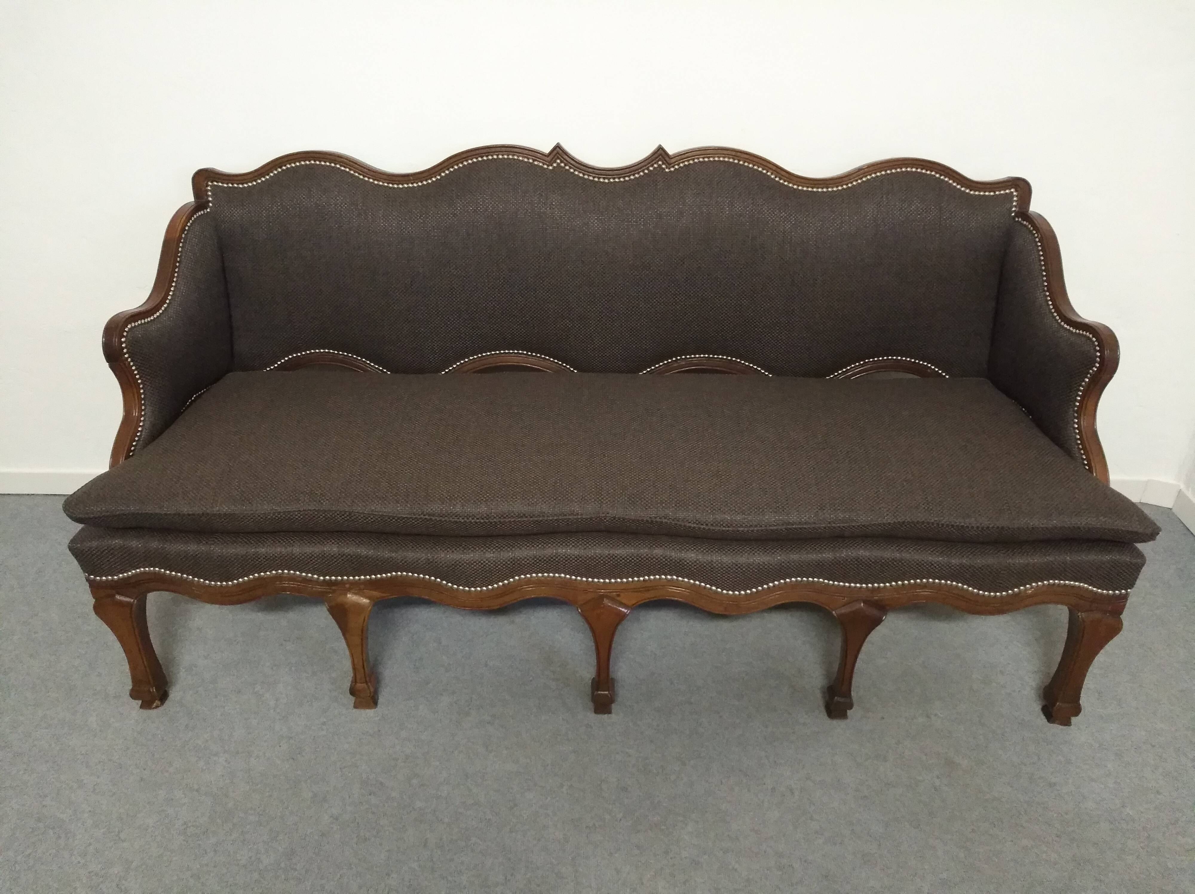 Regency period oak sofa from the early 18th century