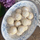 Boch Frères Rubis model ironstone oval dish