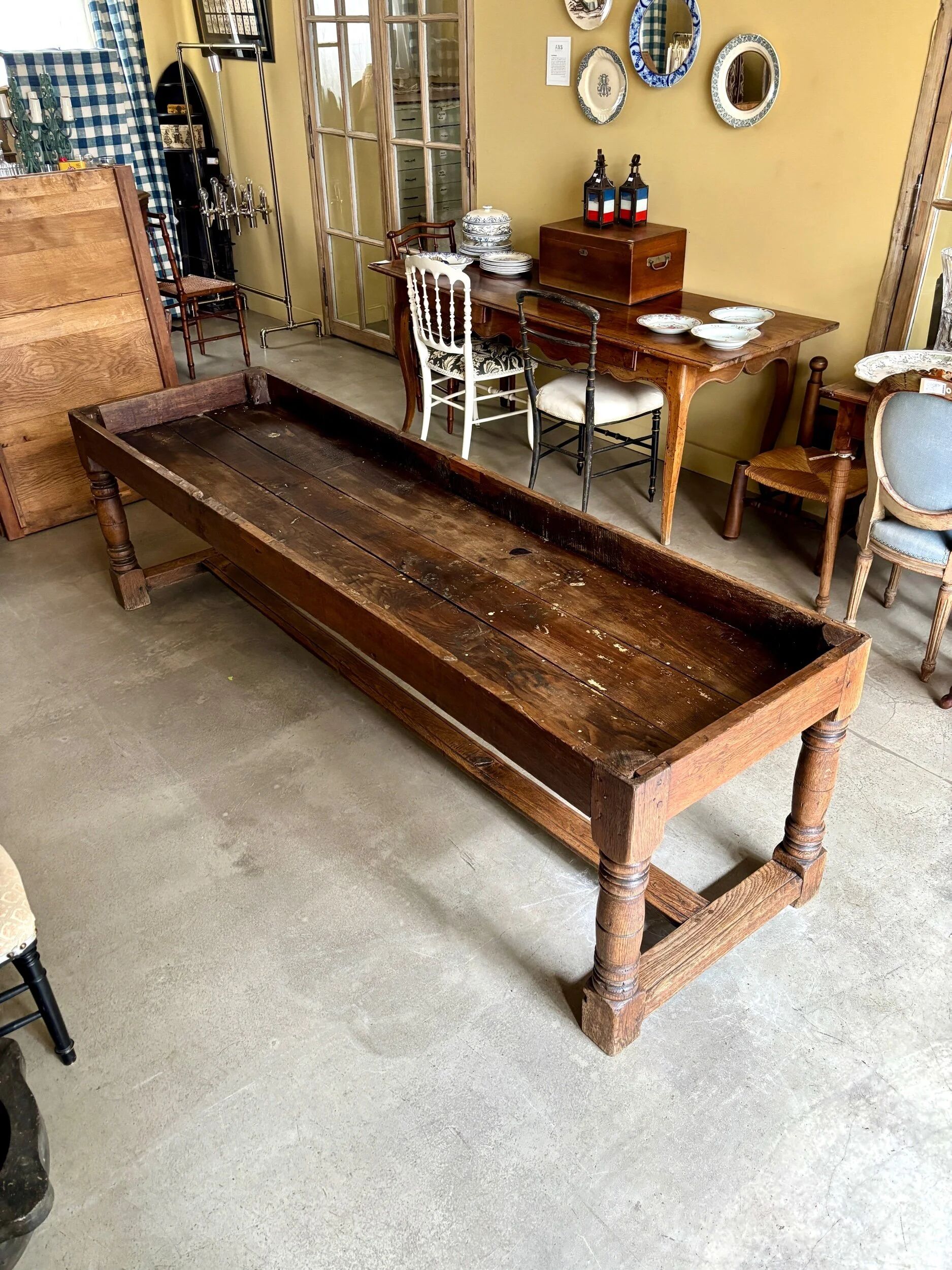 Table de drapier en bois massif 237 x 79 cm
